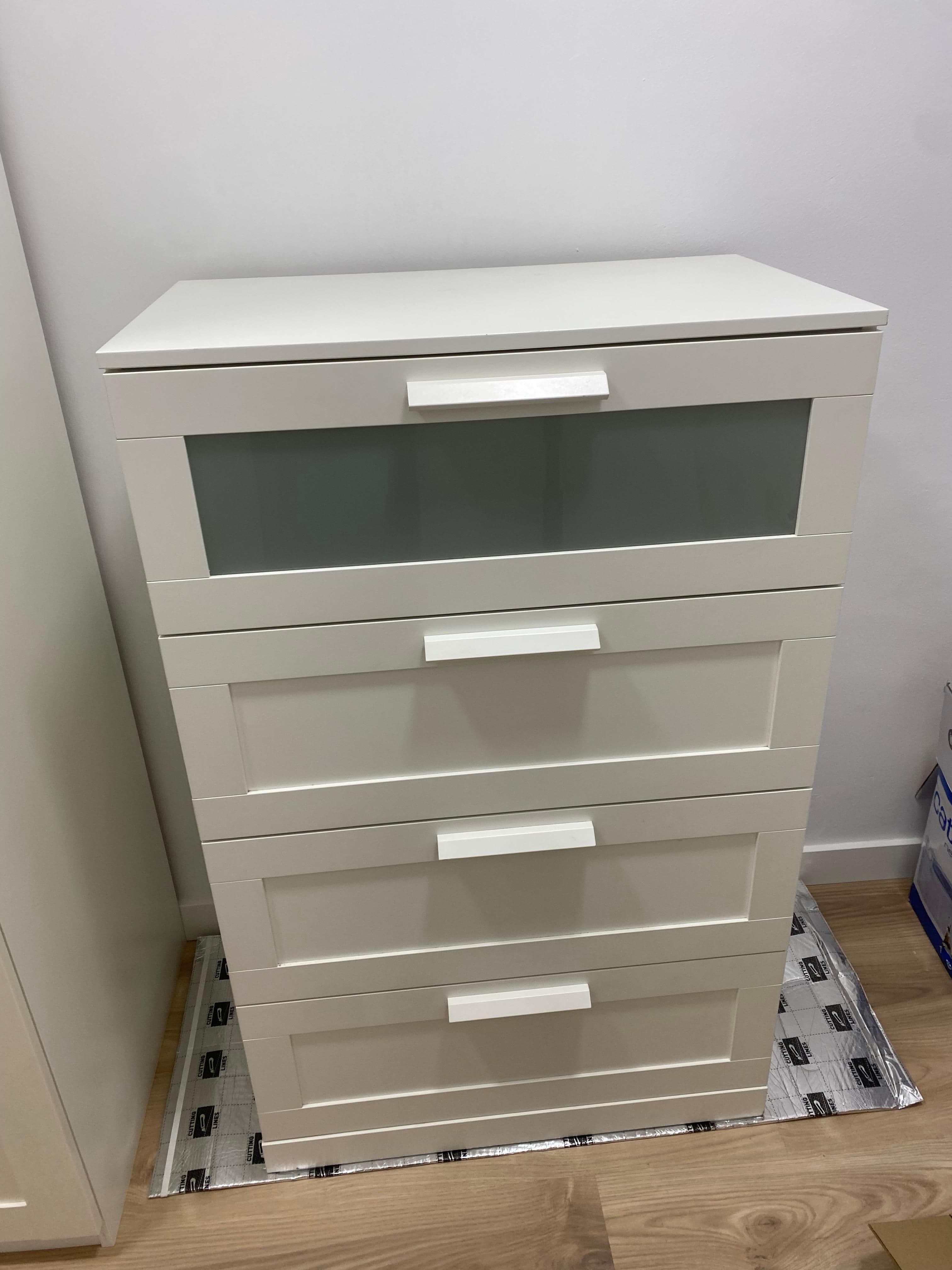 BRIMNES cómoda de 4 caixóns, branco/vidro esmerilado, 78x124 cm