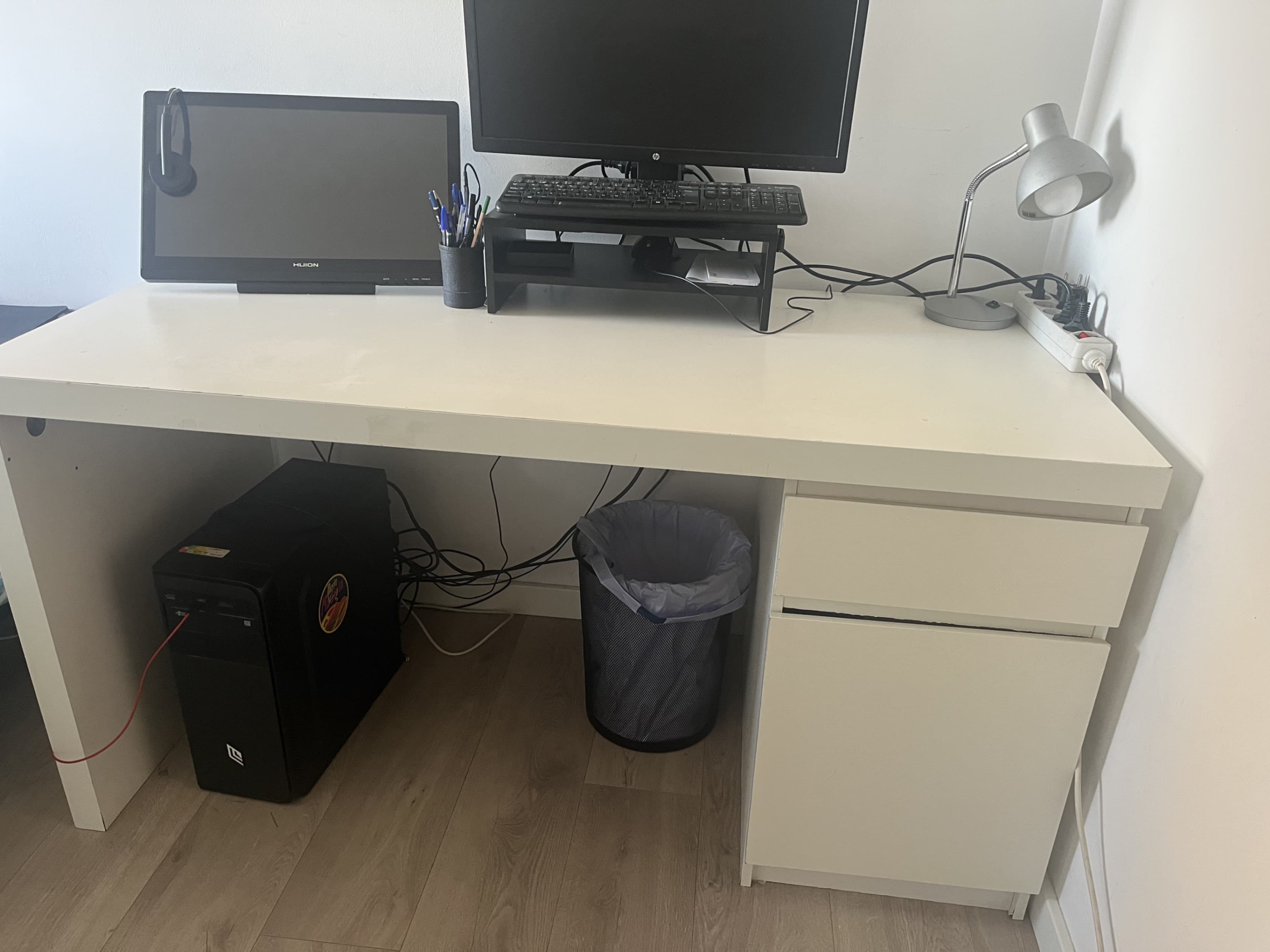 MALM Escritorio, blanco, 140x65 cm