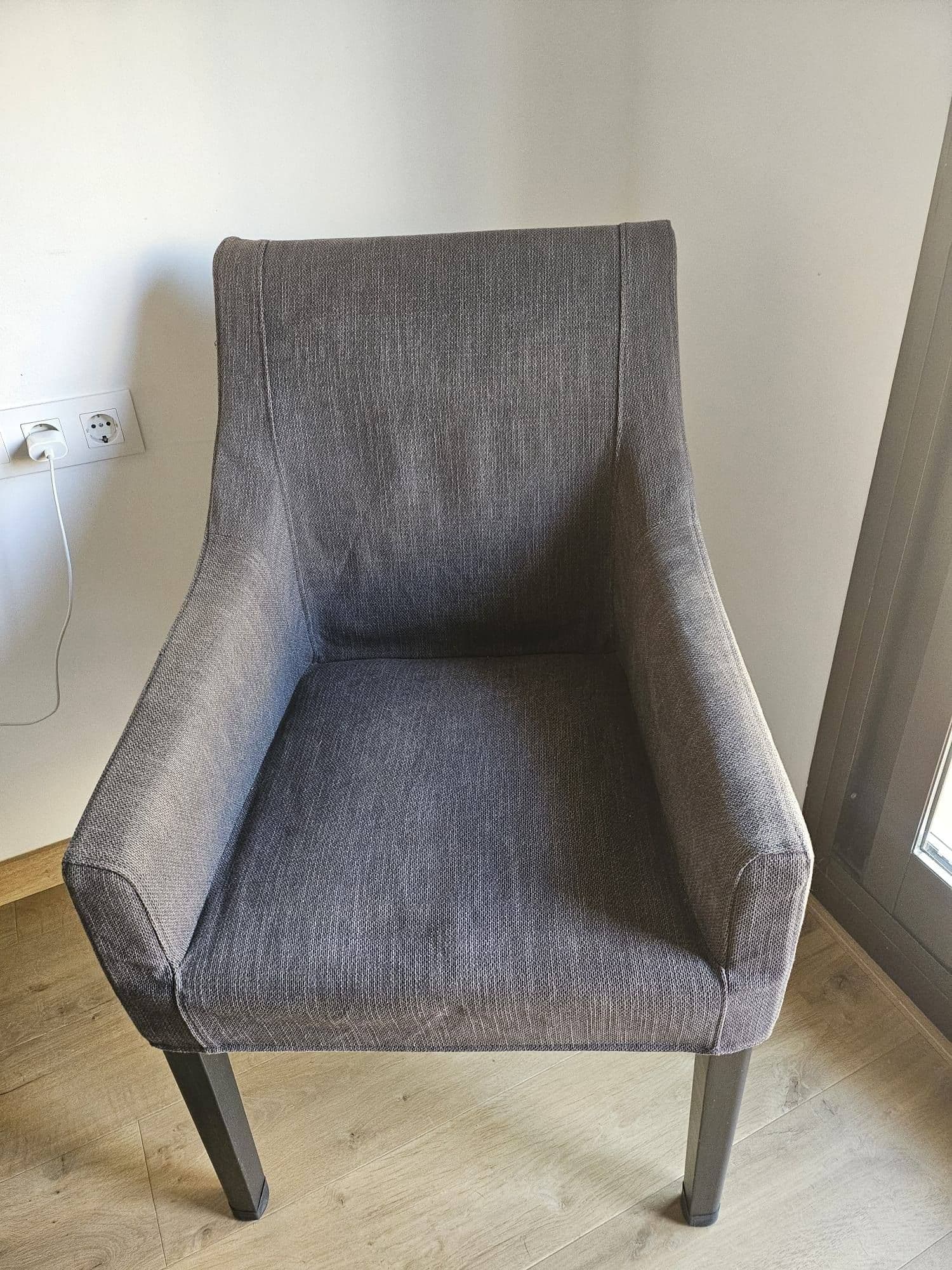 BERGMUND Cadeira + medio cuberta longa, negro/Ryrane azul escuro