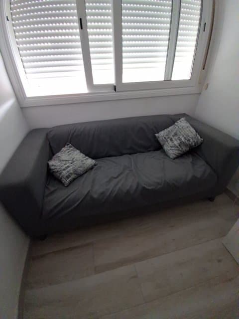 KLIPPAN funda para sofá de 2 plazas, Kabusa gris oscuro