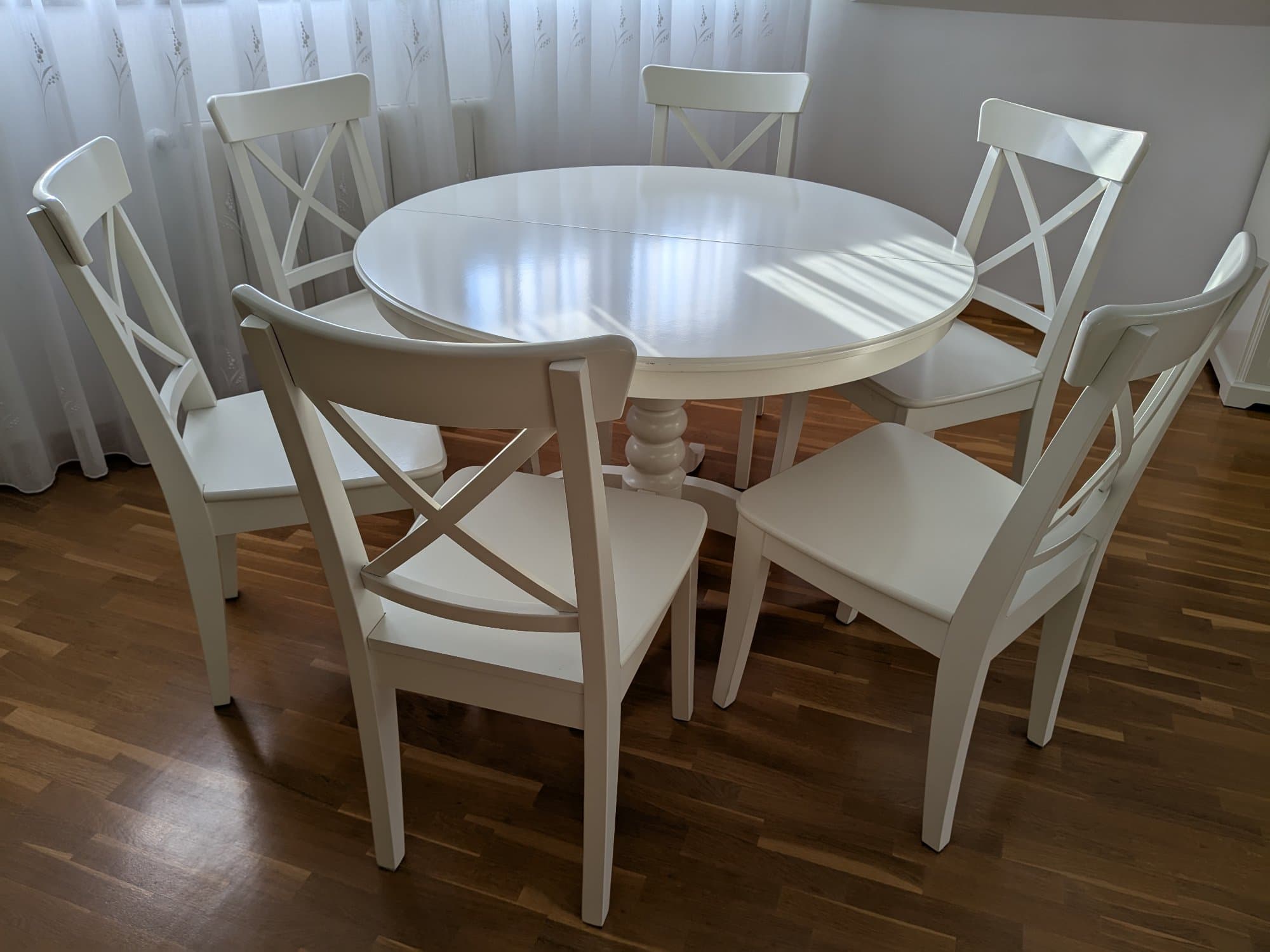 INGATORP / INGOLF taula i 4 cadires, blanc/Nordvalla beix