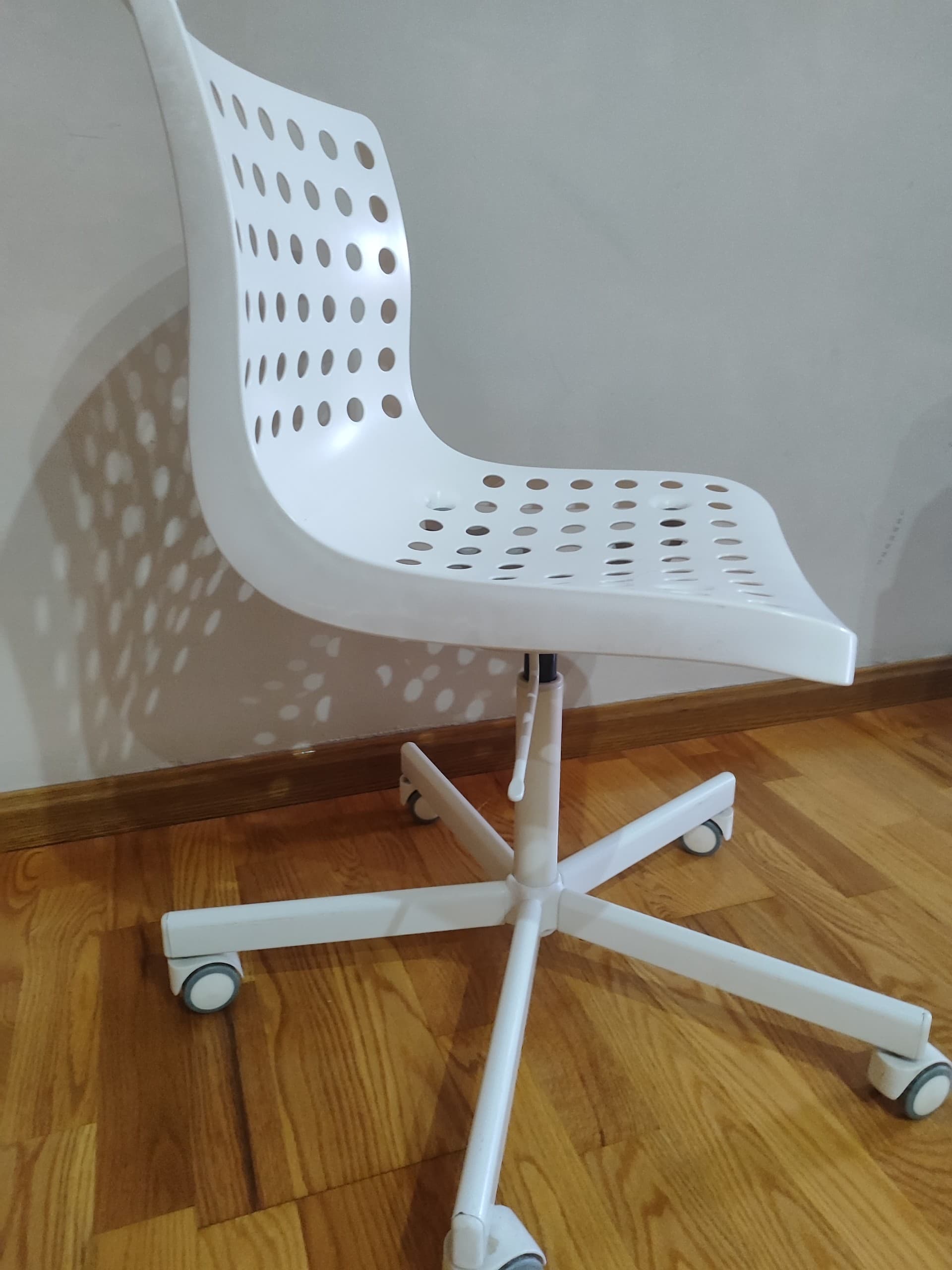 SILLA DE ESCRITORIO