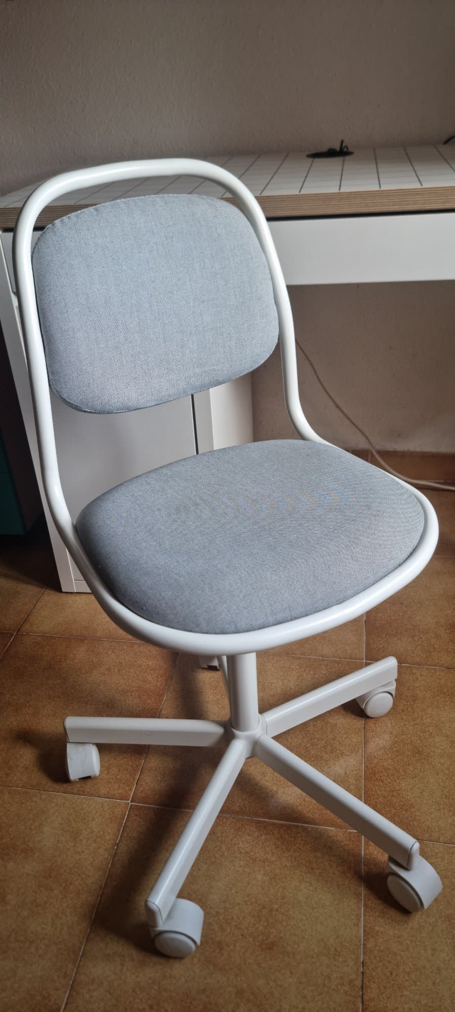 ÖRFJÄLL cadira escriptori infantil, blanc/Vissle gris clar