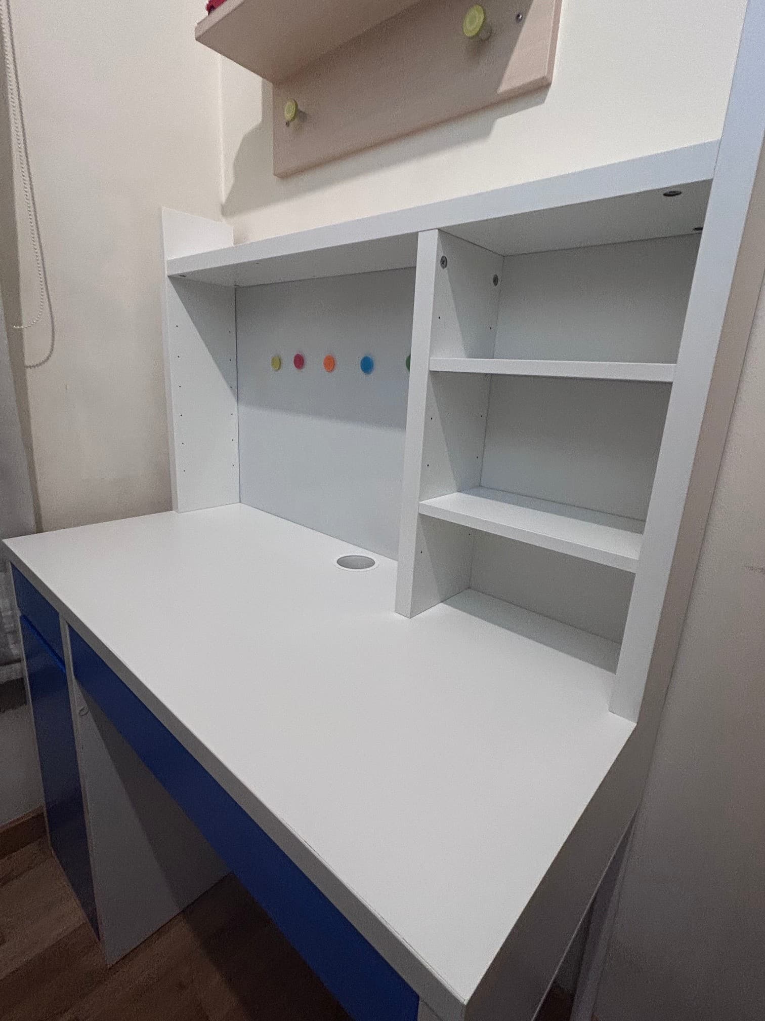 MICKE desk, white, 105x50 cm