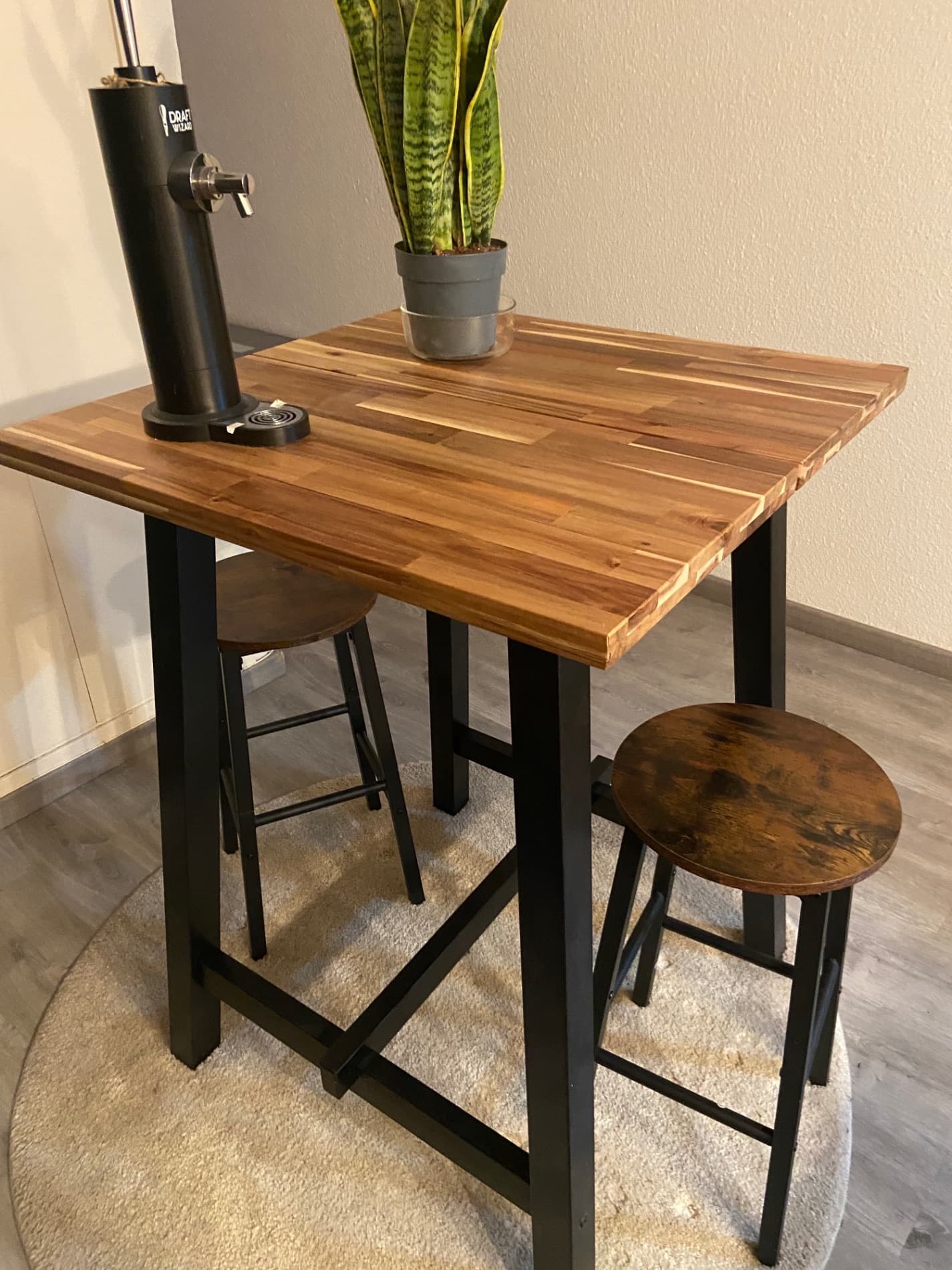 SKOGSTA mesa, altura de mesado acacia/negro, 74x74 cm