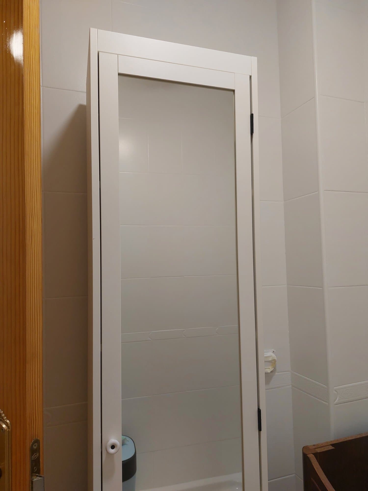 SILVERÅN ispiludun armairu altua, zuria