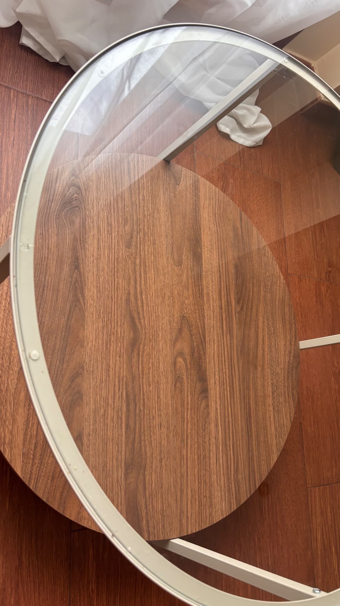 VITTSJÖ tauleta de centre, beix clar/vidre, 75 cm