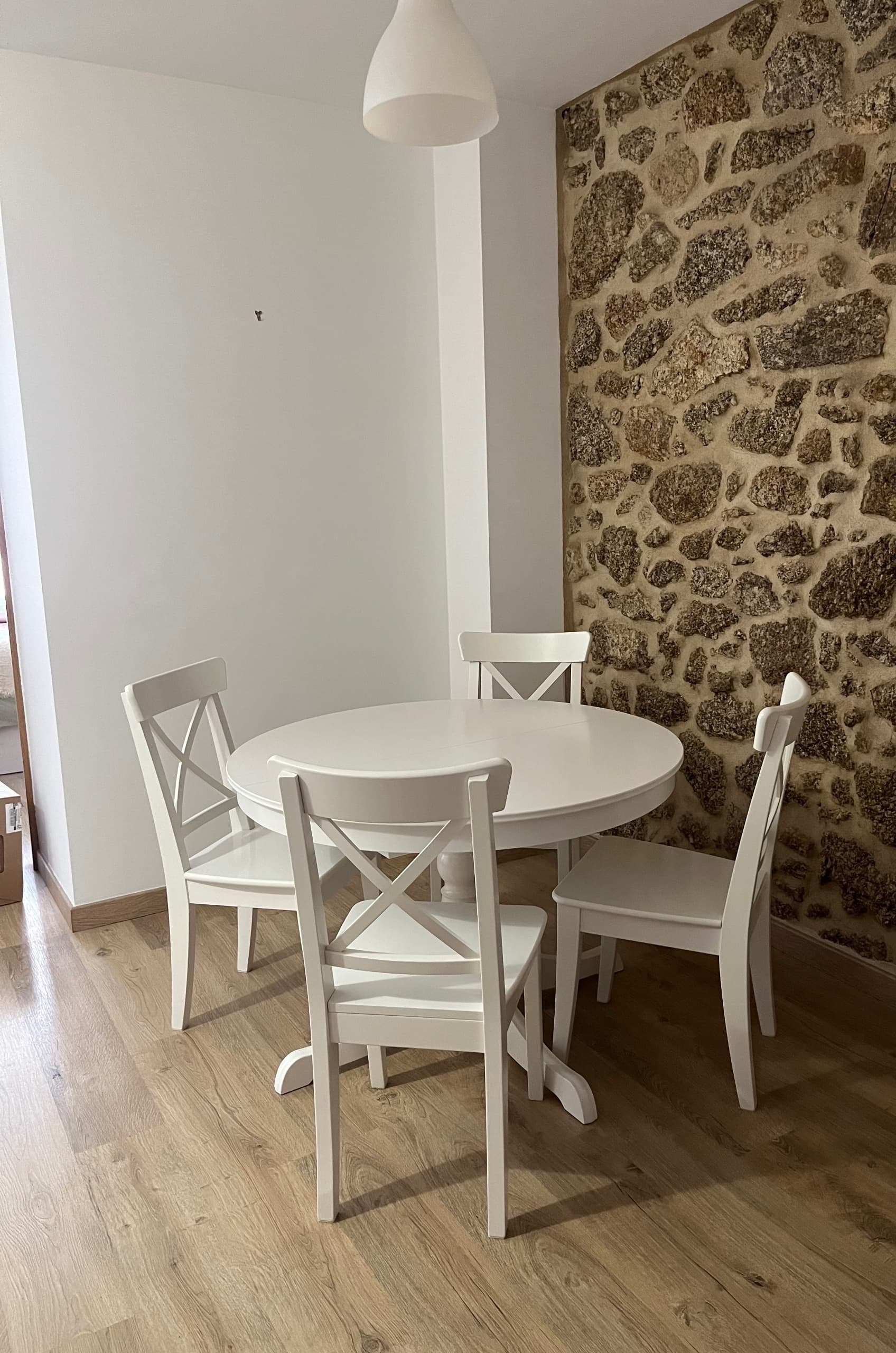 ROSENTORP / ROSENTORP mesa y 4 sillas, blanco/blanco, 110/155 cm