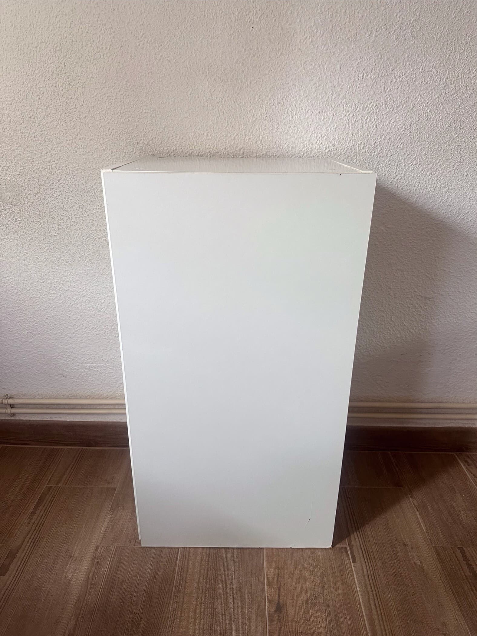 KNOXHULT armario de parede con porta, branco, 40x75 cm