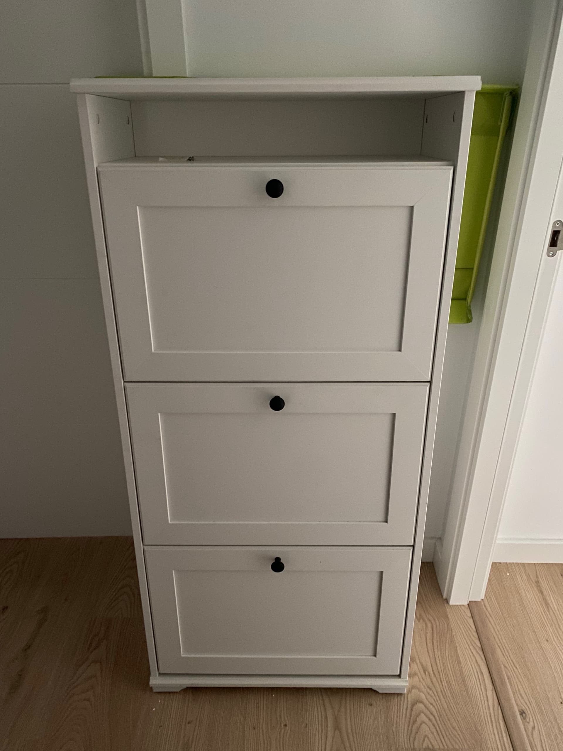 BRUSALI sabater amb 3 compartiments, blanc, 61x30x130 cm