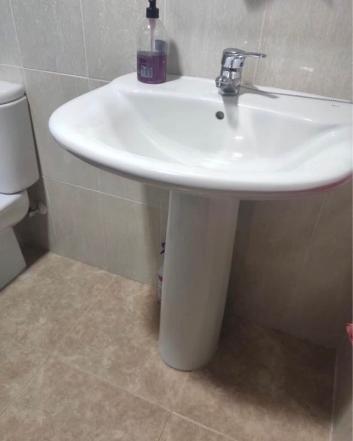 GRIFO Y LAVABO