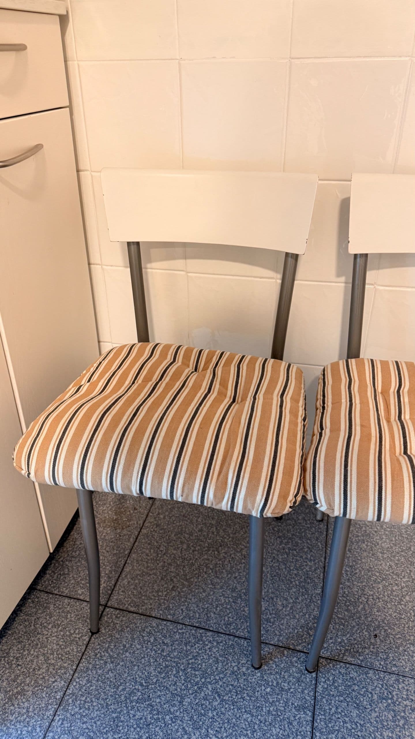 VATTENMOTT chair cushion, beige, 40x38x5.0 cm