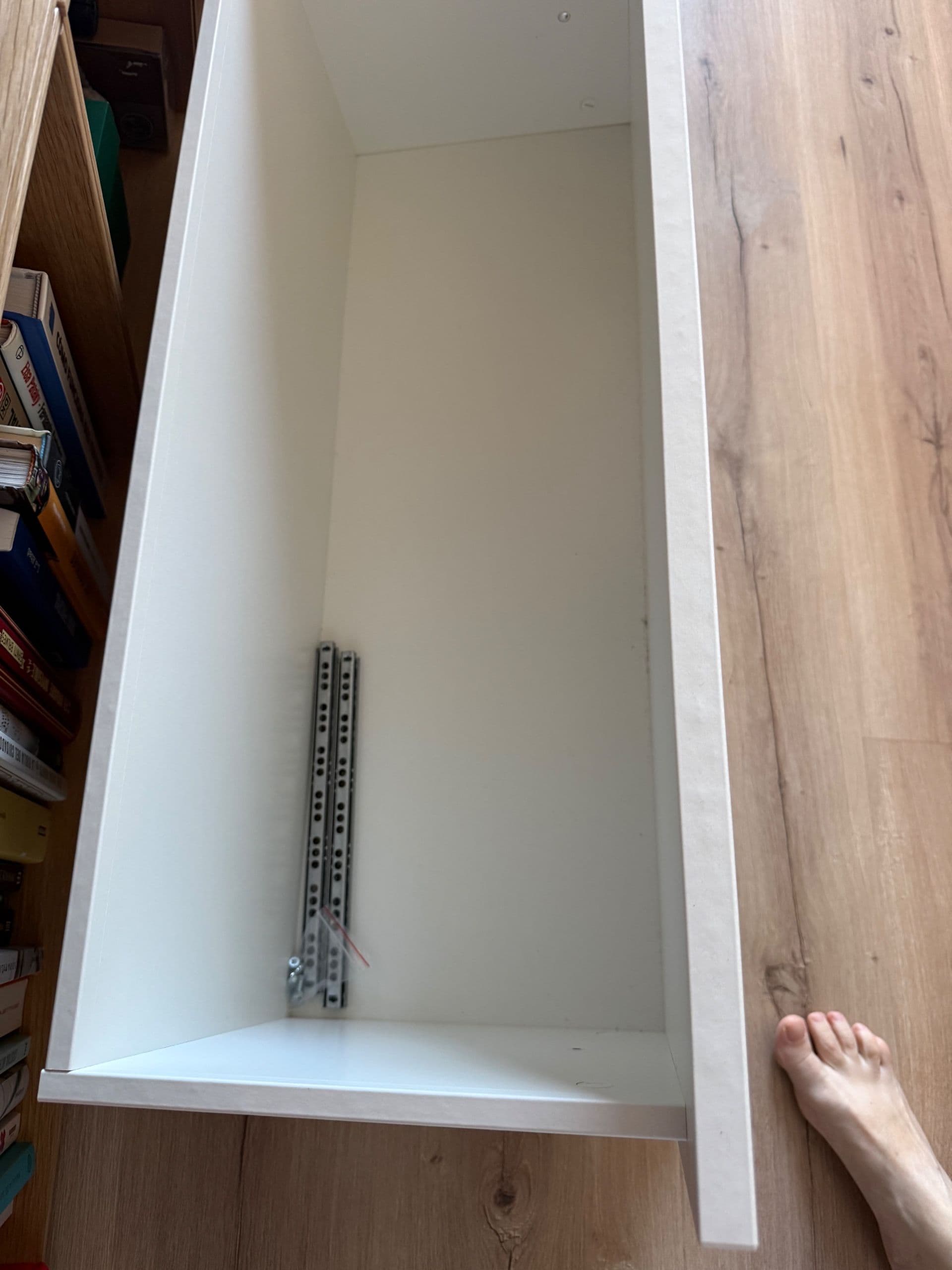 BILLY calaix, blanc/amb rodes, 80x28x43 cm