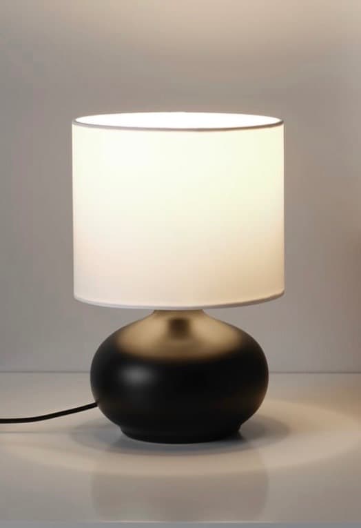 TVÄRFOT lámpada de mesa, negro/branco