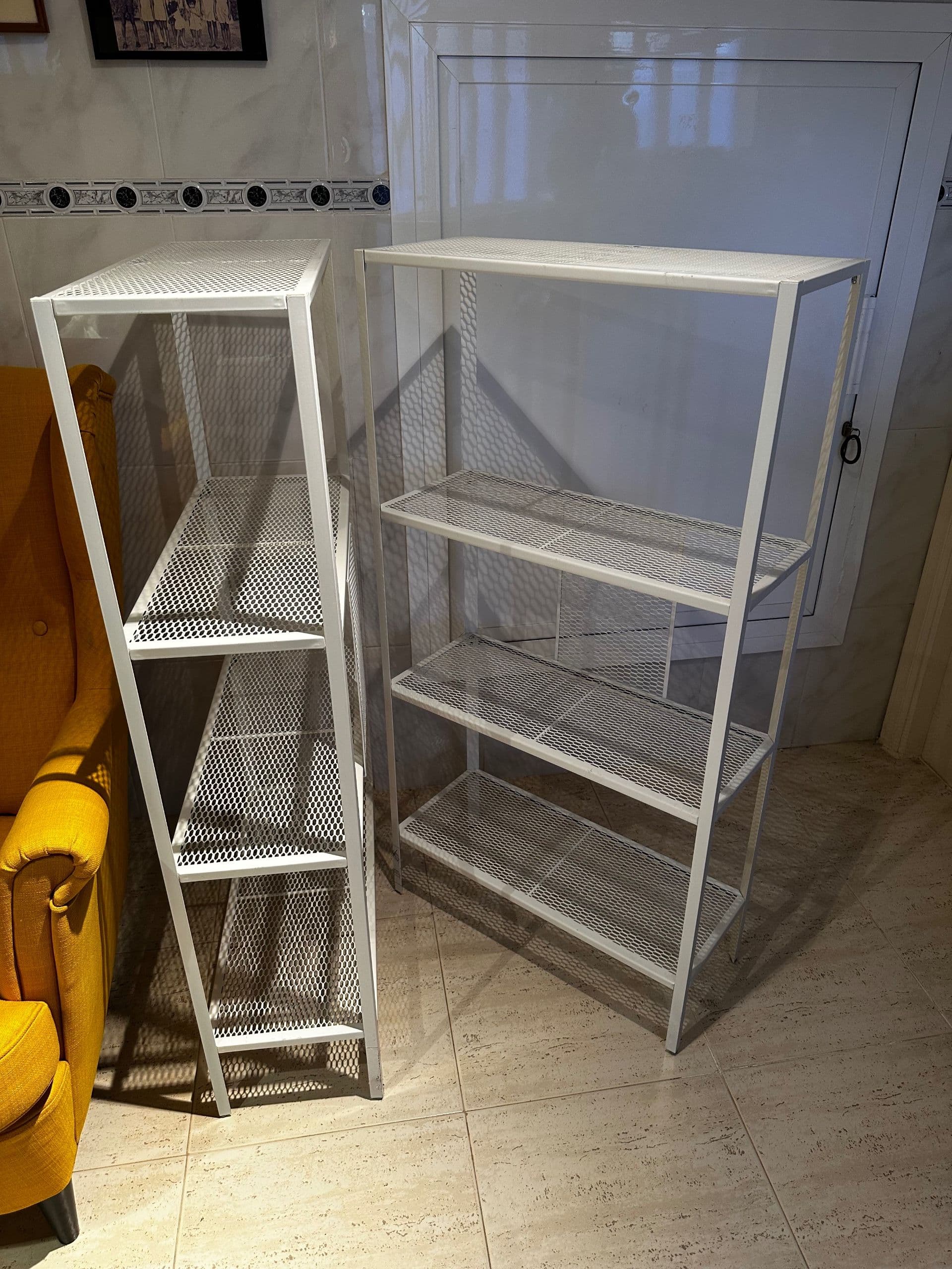BAGGEBO prestatgeria, metall/blanc, 60x25x116 cm