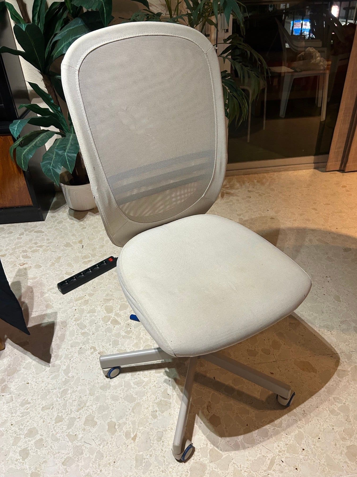 FLINTAN silla de trabajo, beige