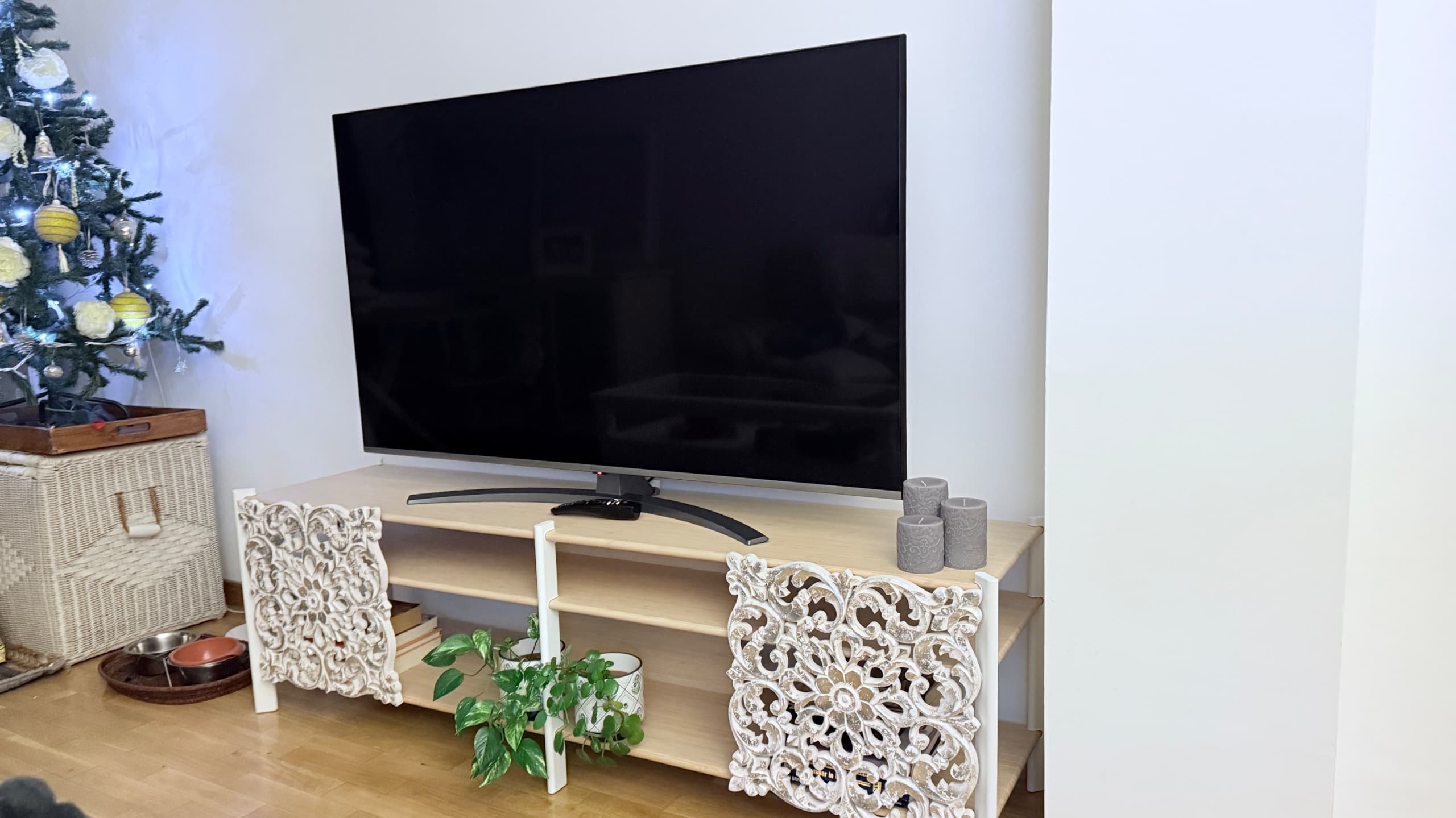 JÄTTESTA banc de TV, blanc/bambú clar, 160x40x49 cm