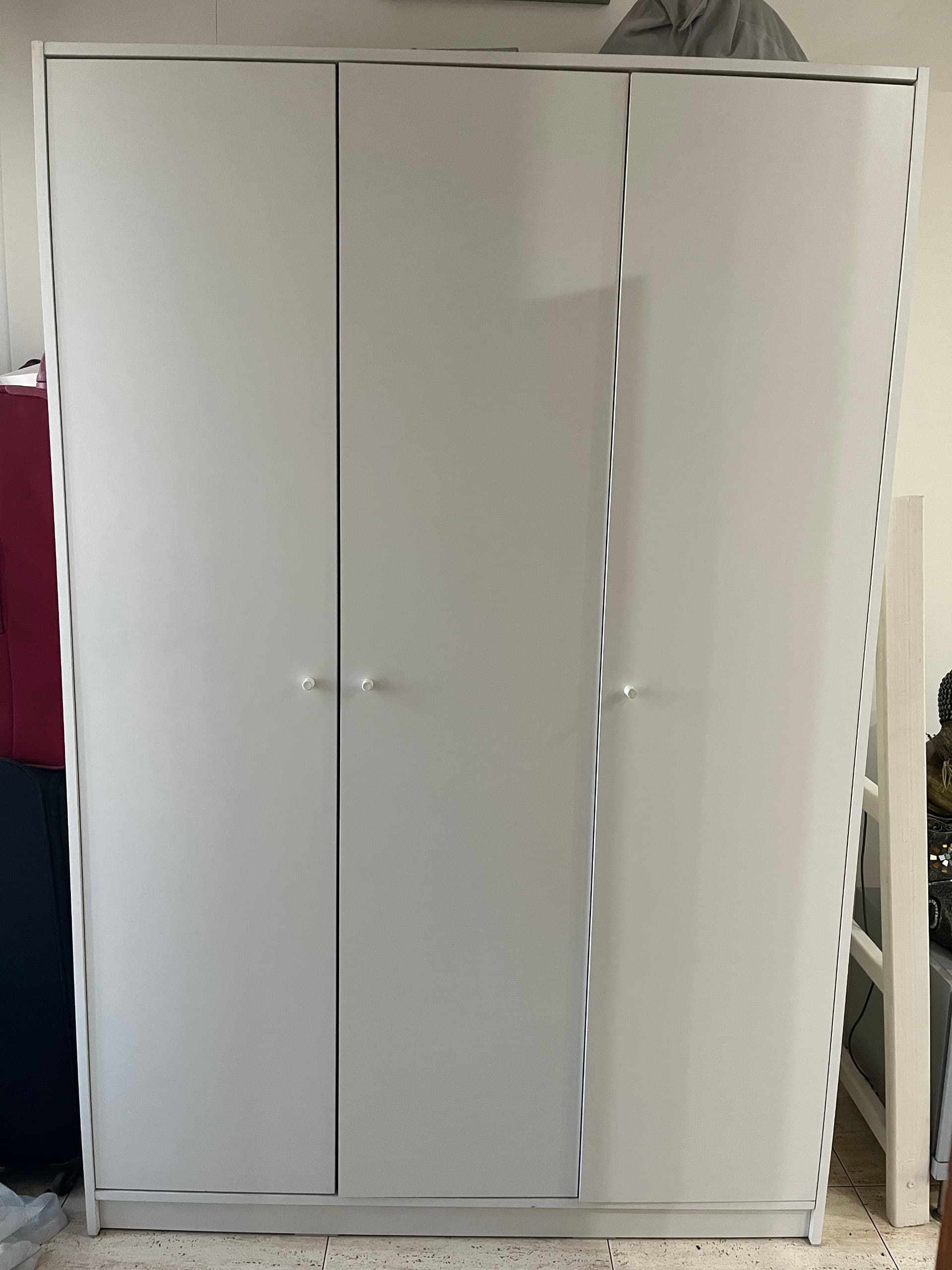 KLEPPSTAD armari amb 3 portes, blanc, 117x176 cm