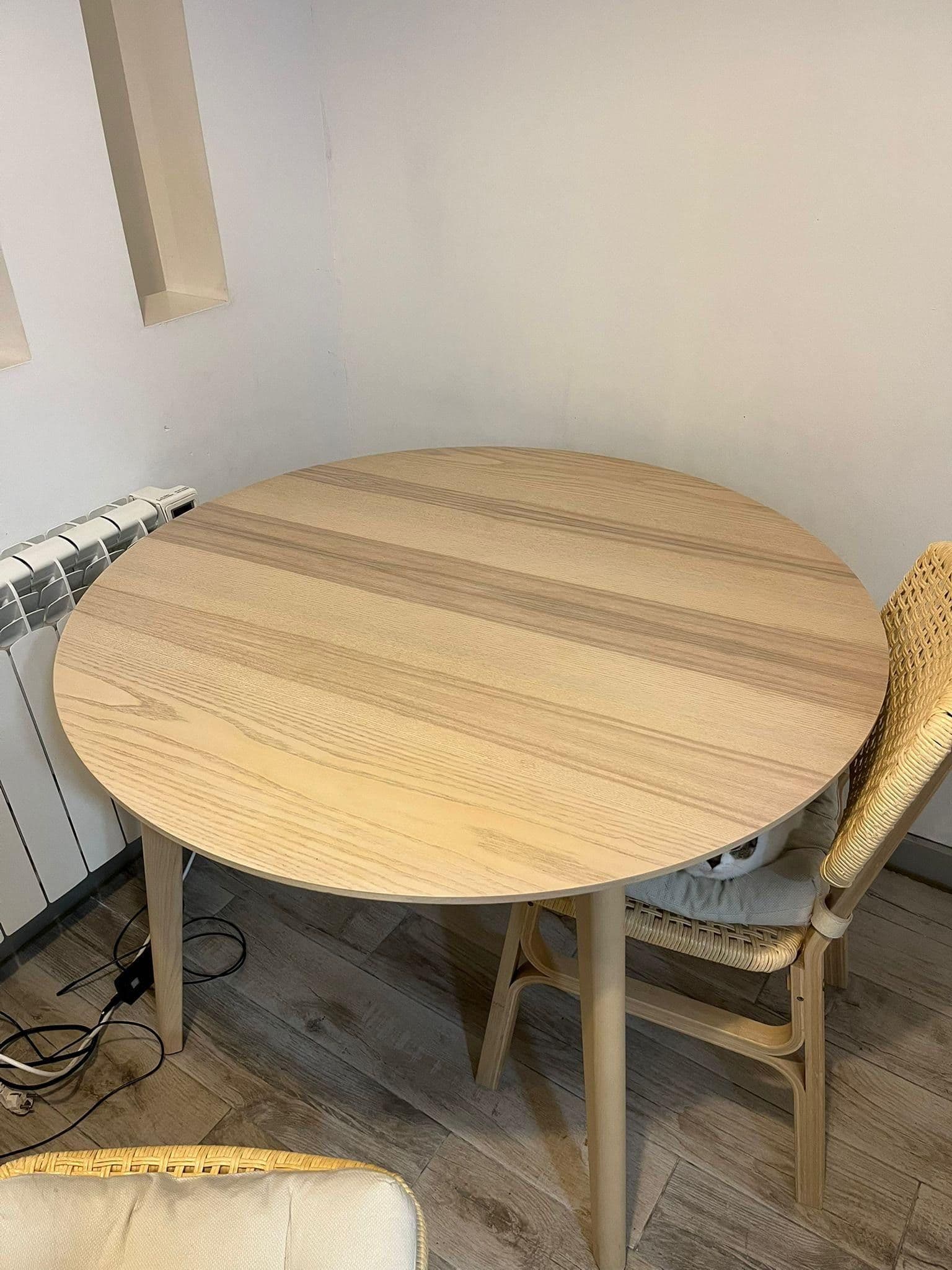 LISABO mesa, chapa freixo, 105 cm