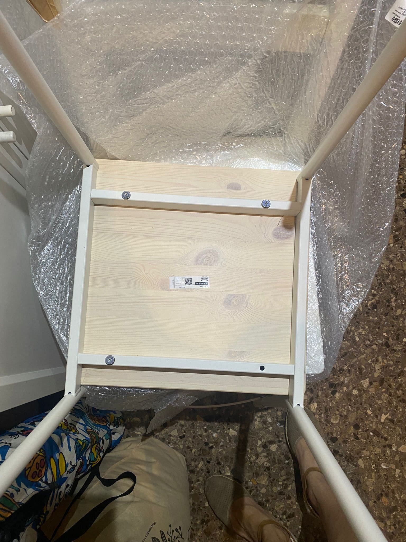 BUSLÄTT cadira, blanc/Pi pinyer