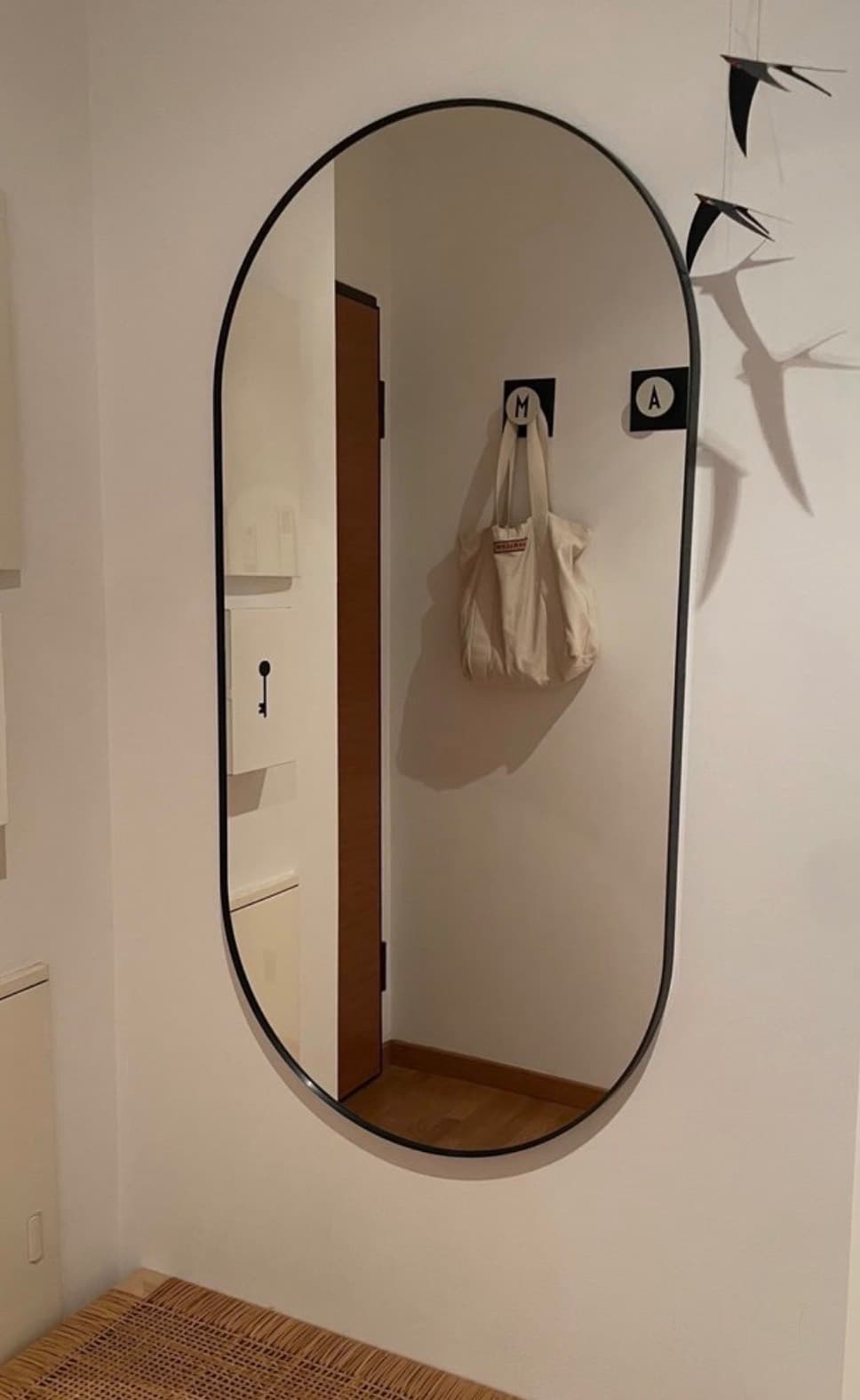 LINDBYN espello, negro, 60x120 cm
