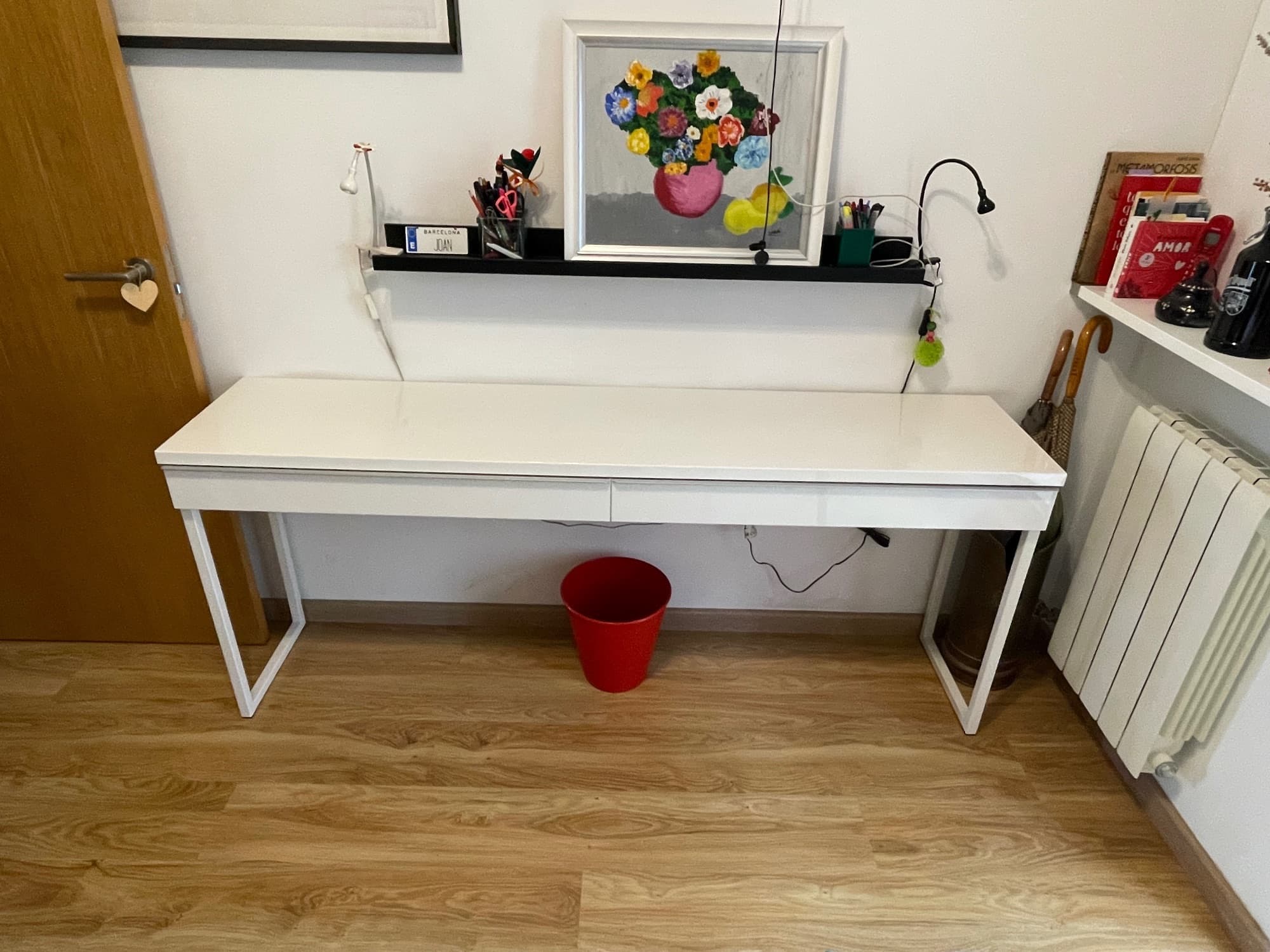 BESTÅ BURS desk, high-gloss red