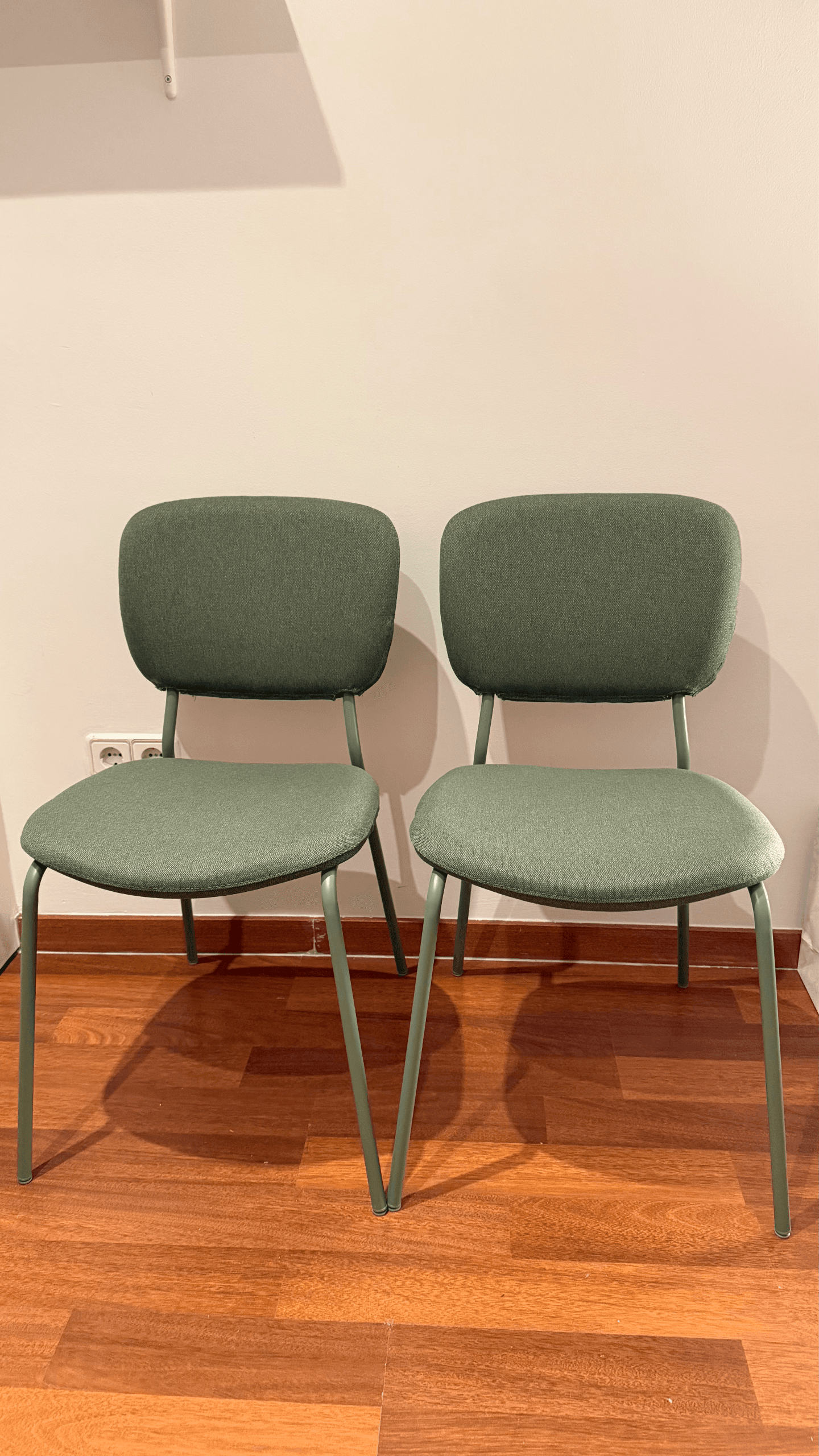 2 SILLAS IKEA VIHALS chair, green/Tibbleby grey-green