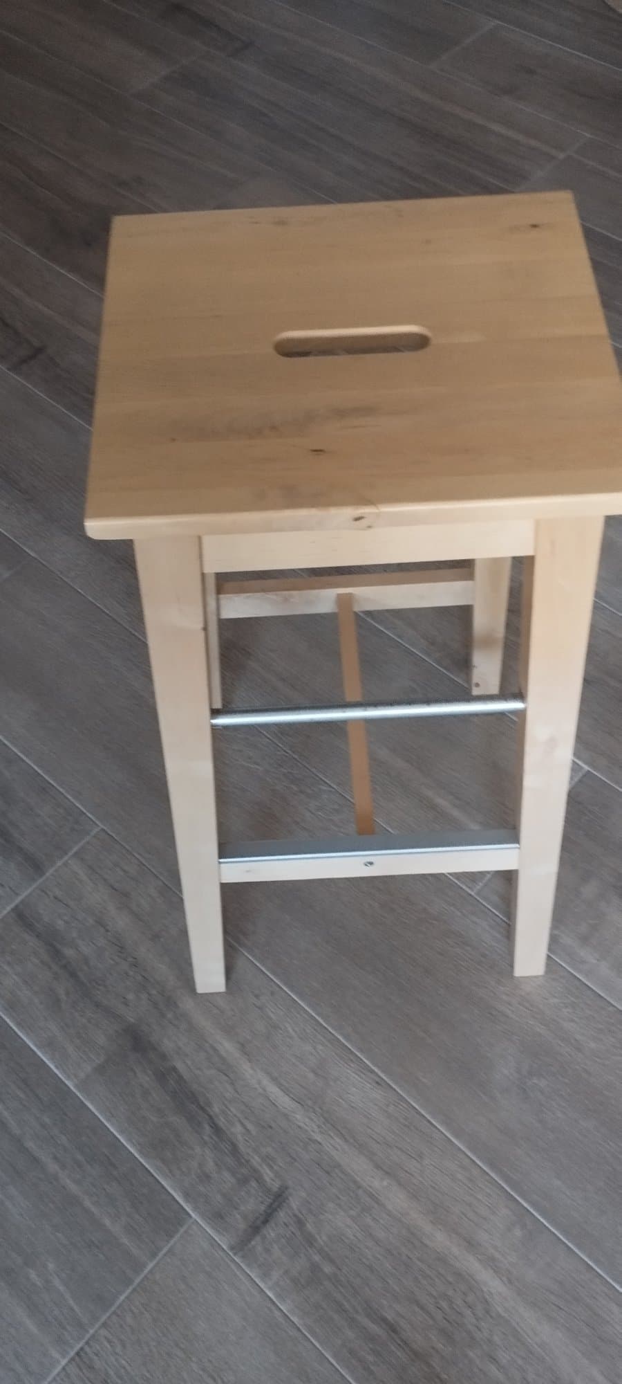 TABURETE DE MADERA