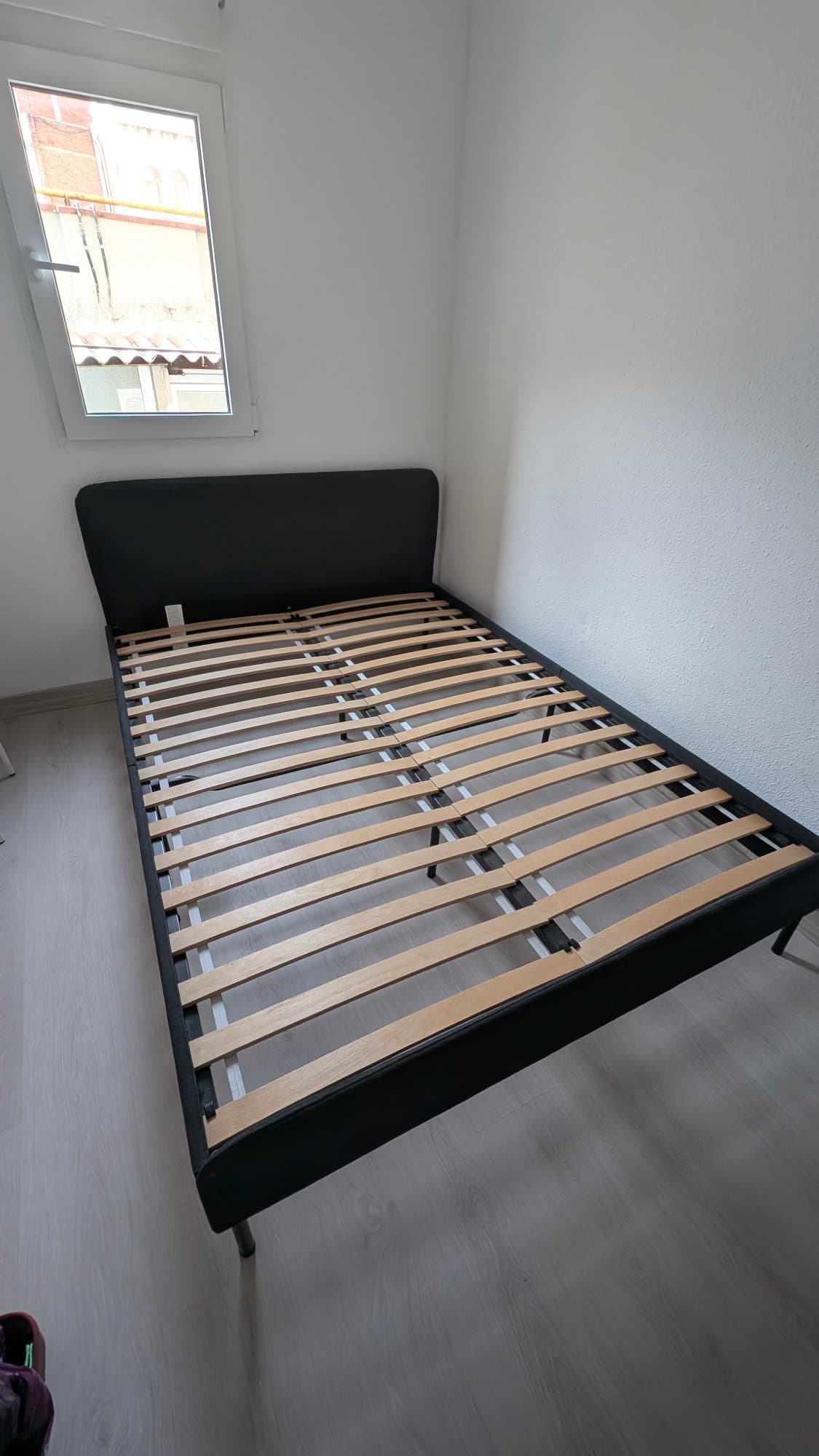 SLATTUM upholstered bed frame, Vissle dark grey, 140x200 cm