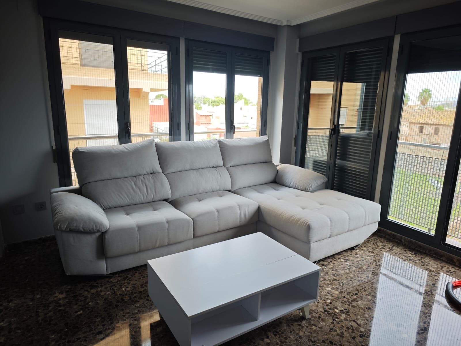 BÅRSLÖV Sofá cama 3 plazas con chaiselongue, Tibbleby beis/gris