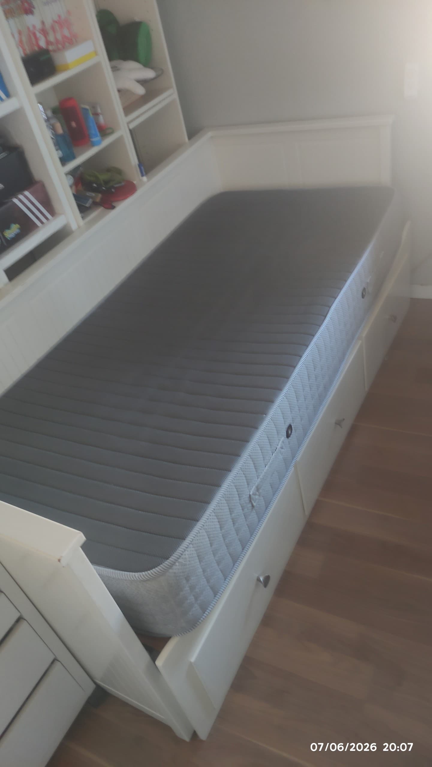 HEMNES logelako altzariak, 3 unitat. sorta, tindu zuria, 80x200 cm