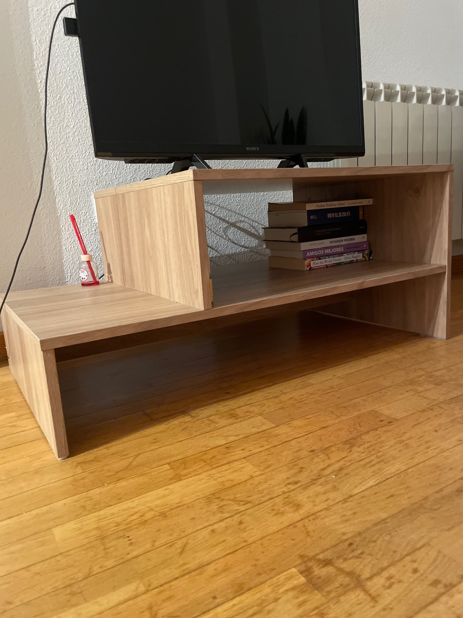 HOLMERUD mesa auxiliar, efecto carballo, 80x31 cm