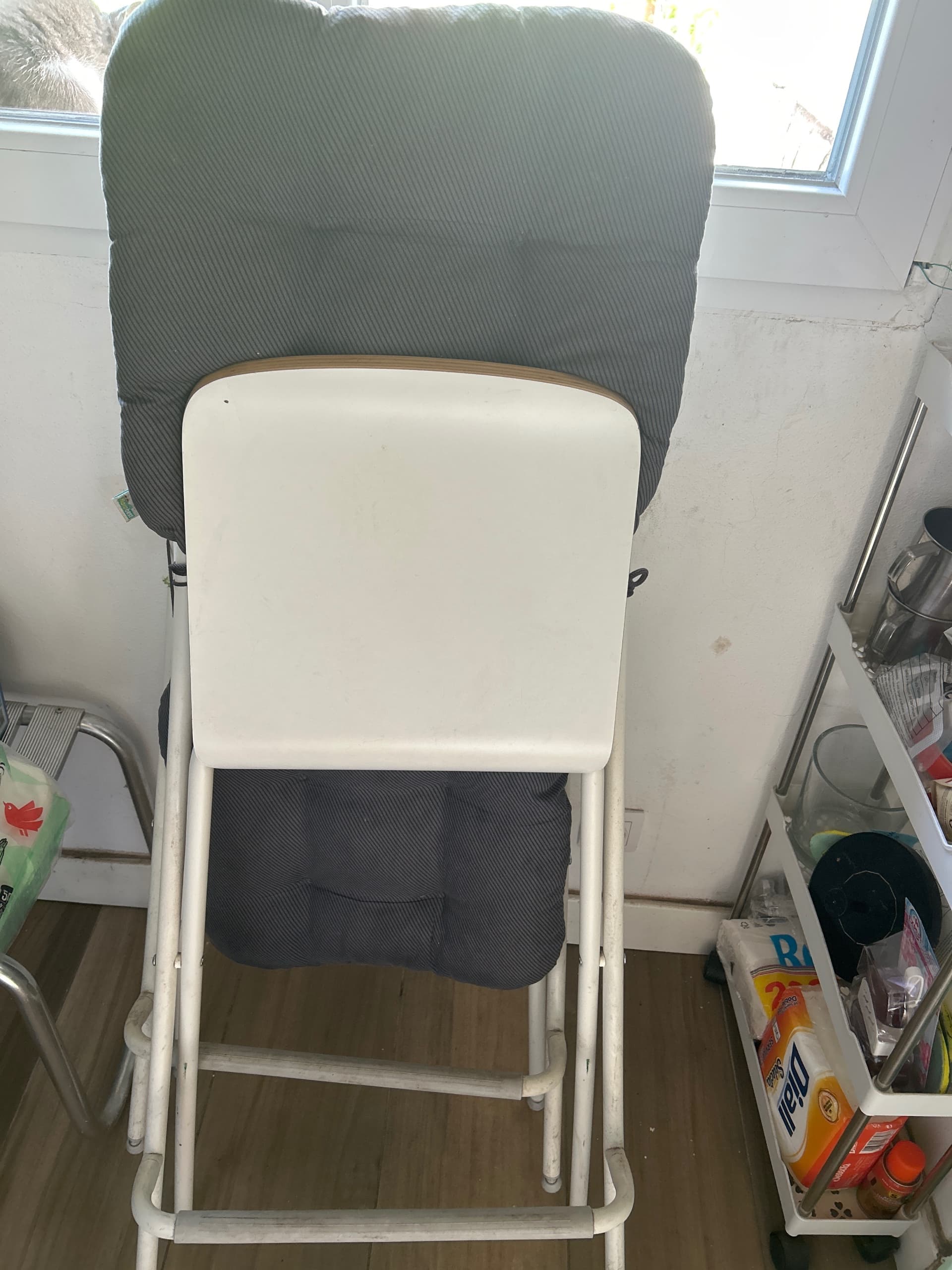FRANKLIN tamboret alt+respatller, plegable, alçària del tauler blanc/blanc, 63 cm