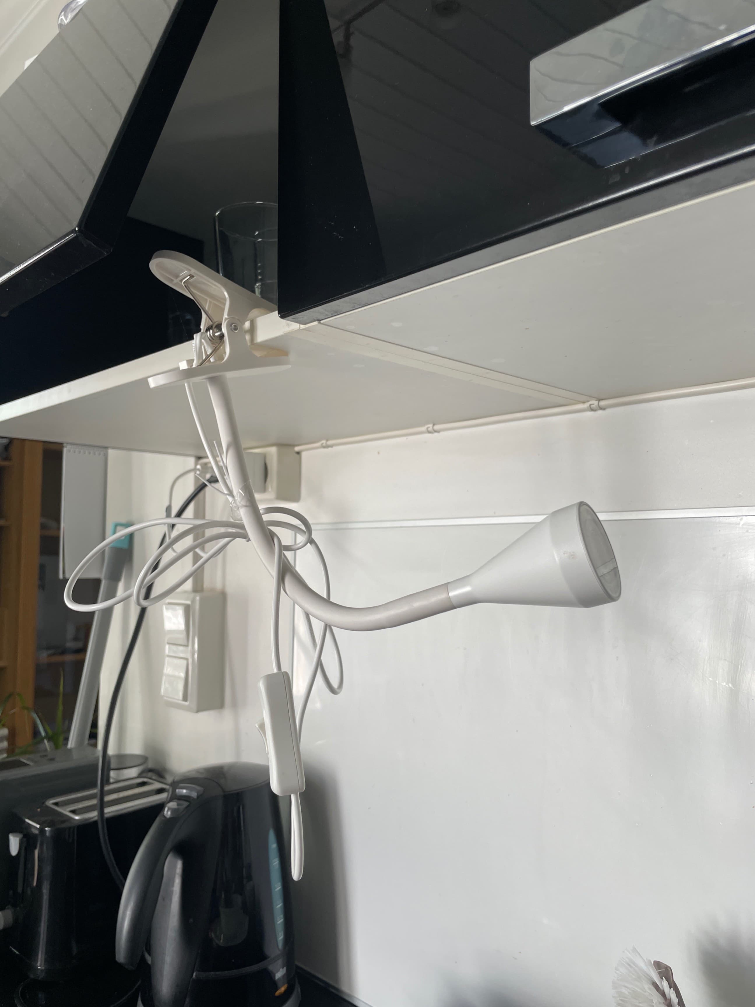 NÄVLINGE LED clamp spotlight, white