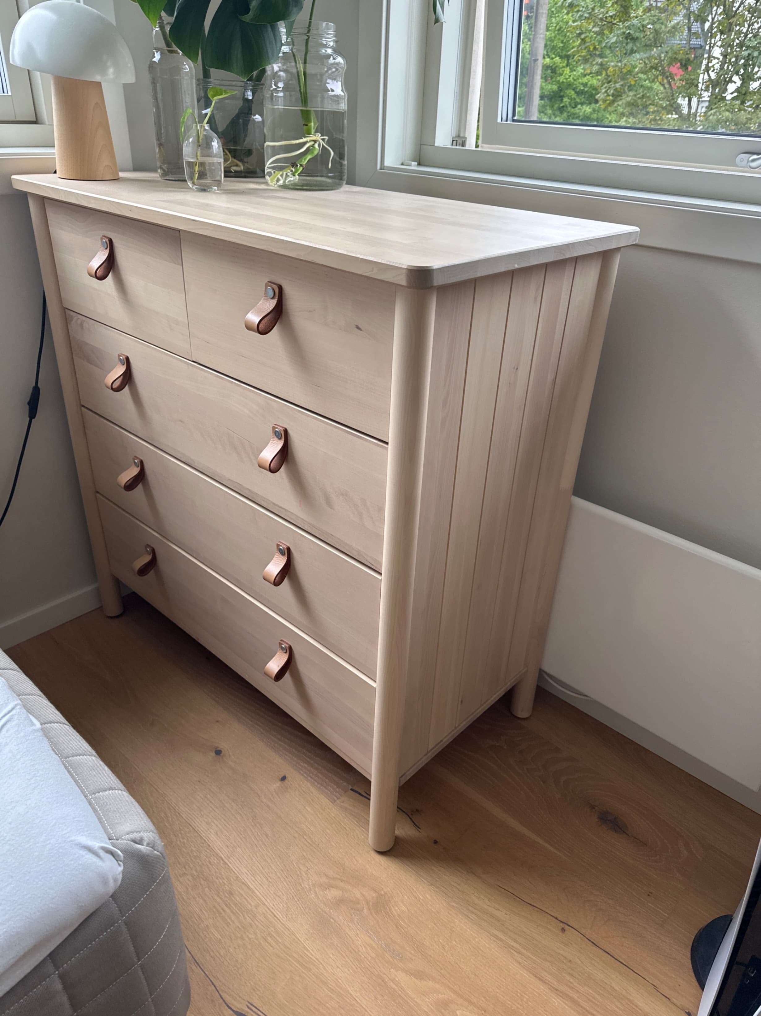 BJÖRKSNÄS Kommode med 5 skuffer, bjørk, 90x90 cm