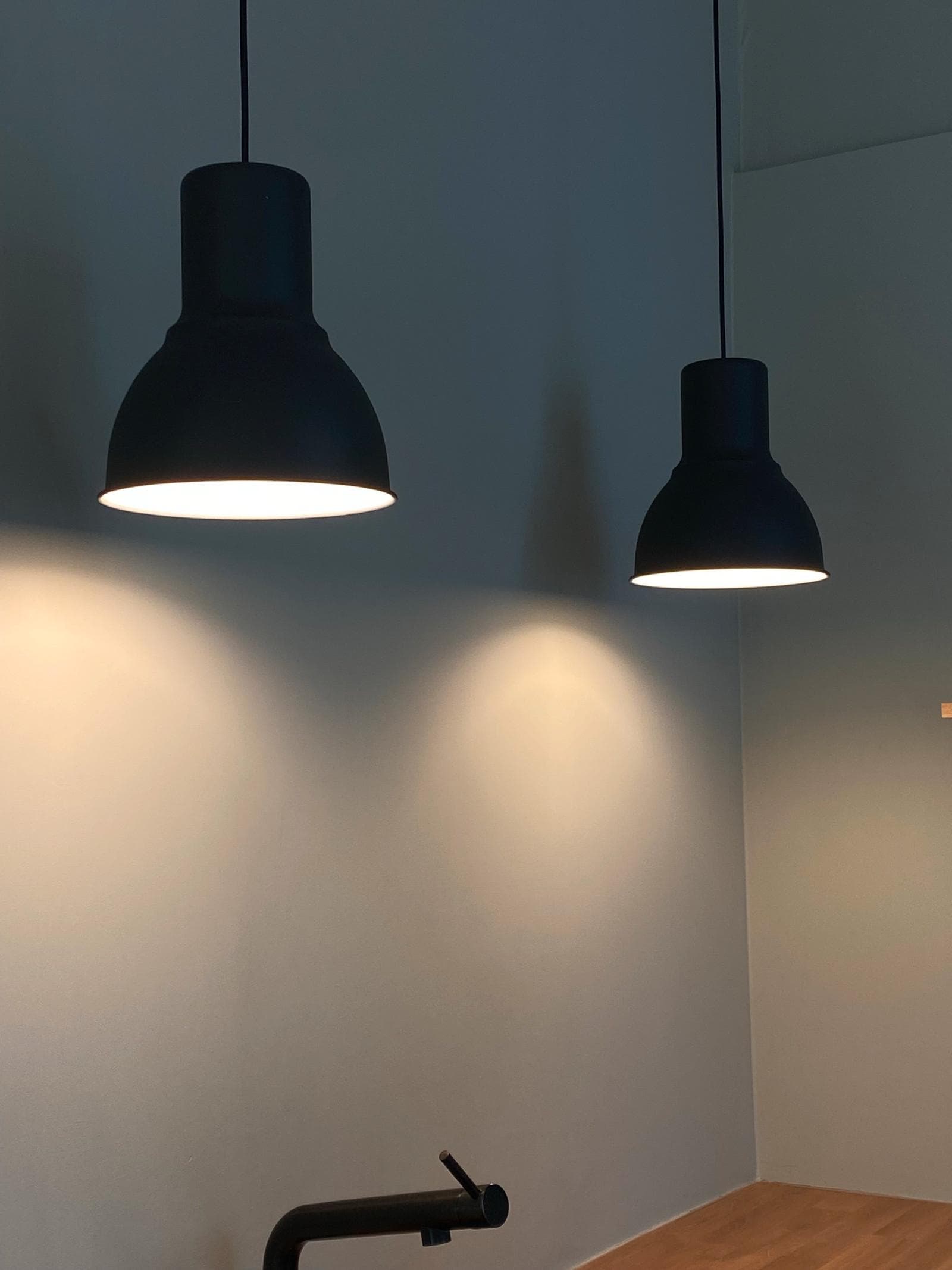 HEKTAR pendant lamp, dark grey, 22 cm