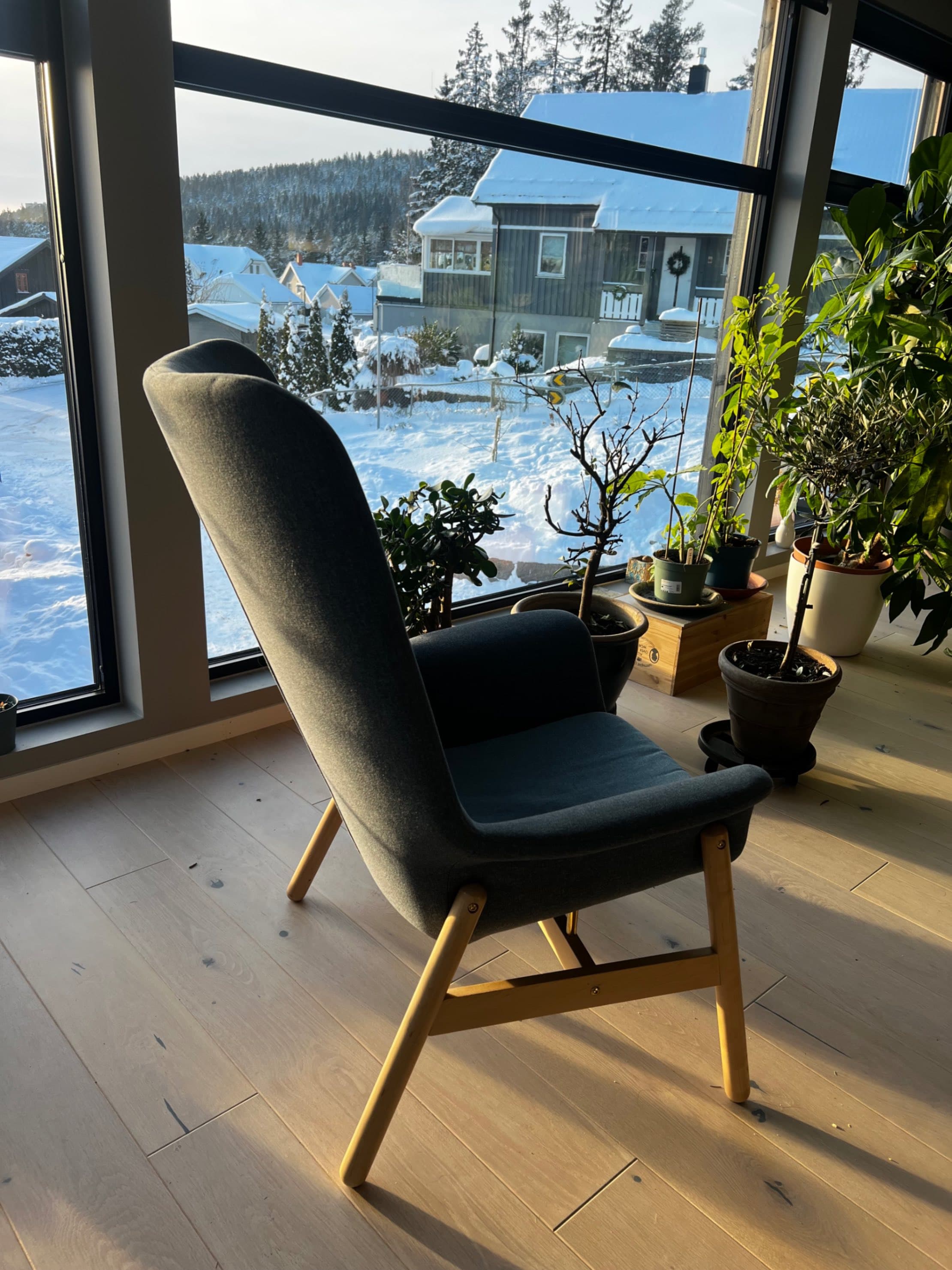 VEDBO high-back armchair, Gunnared blue