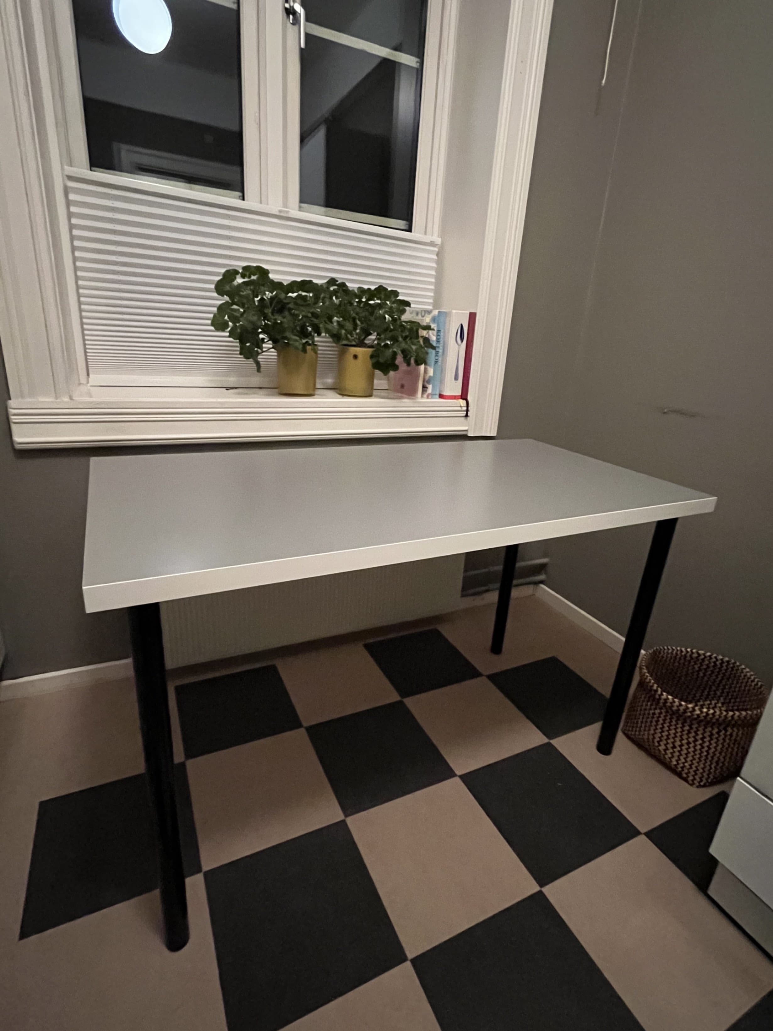 LAGKAPTEN / ADILS desk, white/black, 120x60 cm