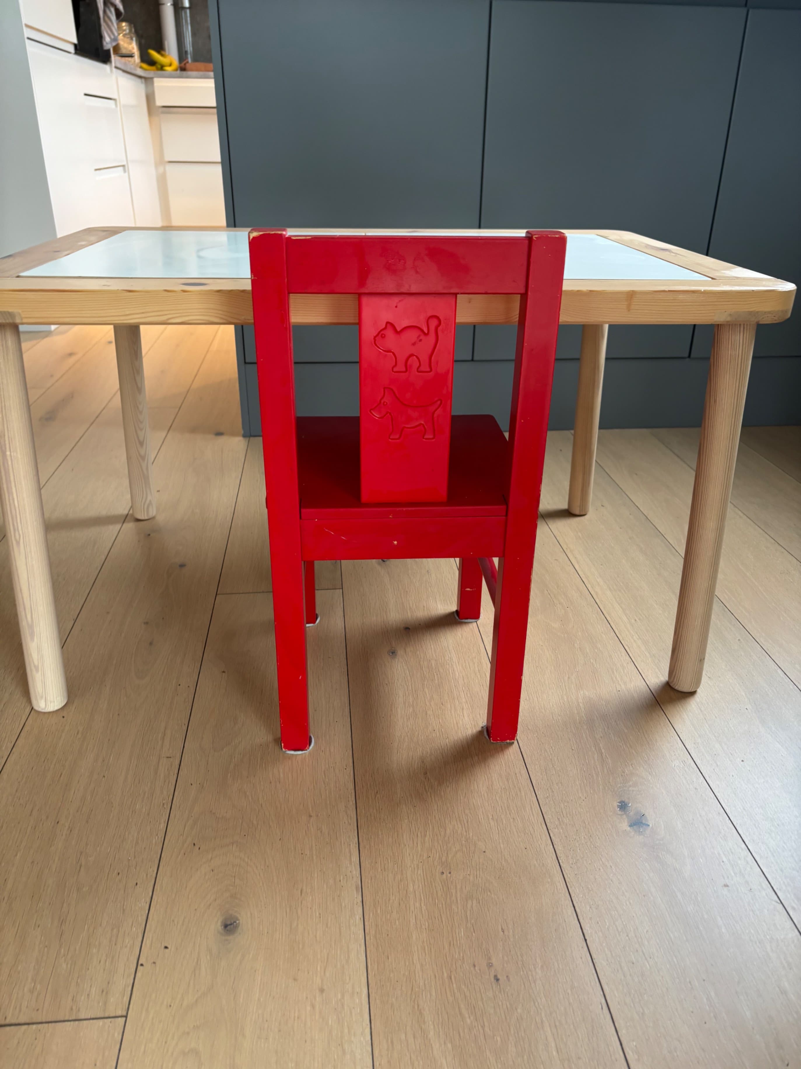 FLISAT children's table, 83x58 cm