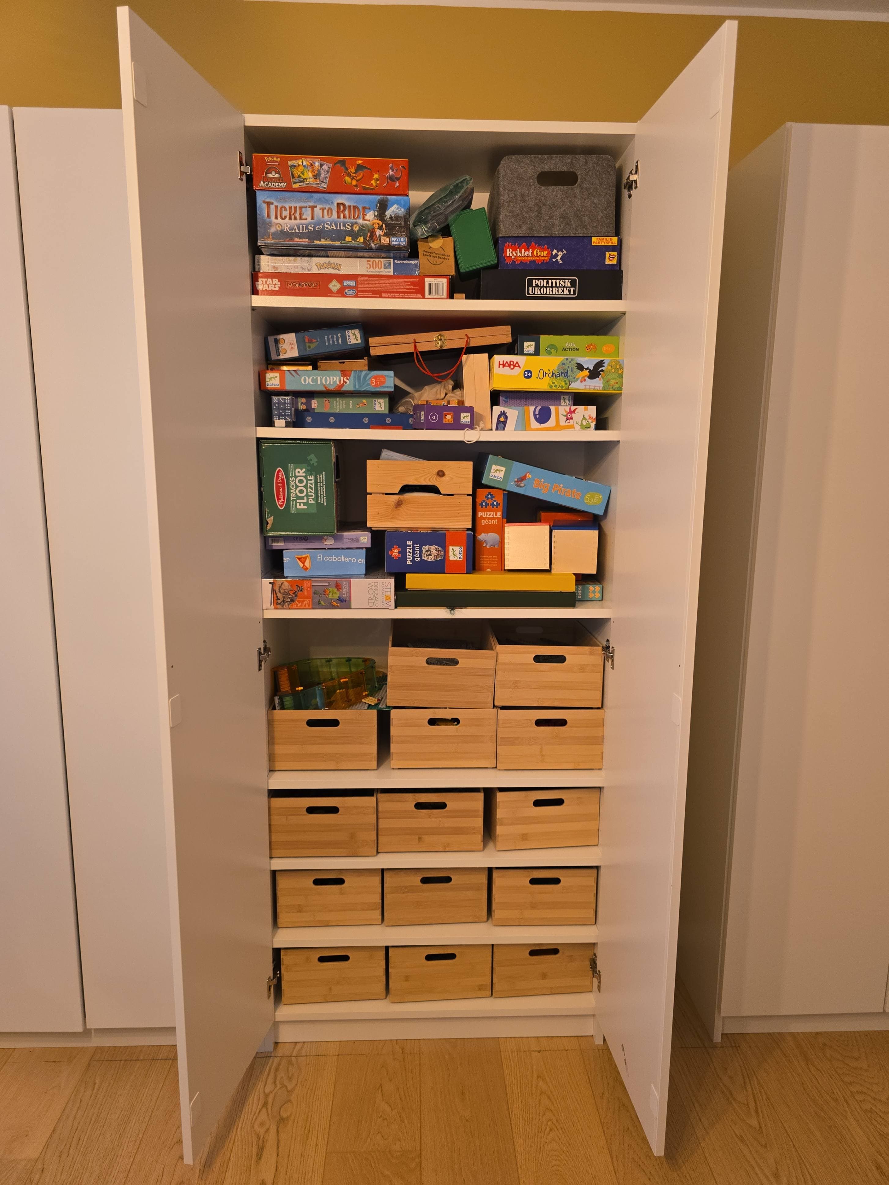 BILLY bookcase, white, 80x39x202 cm