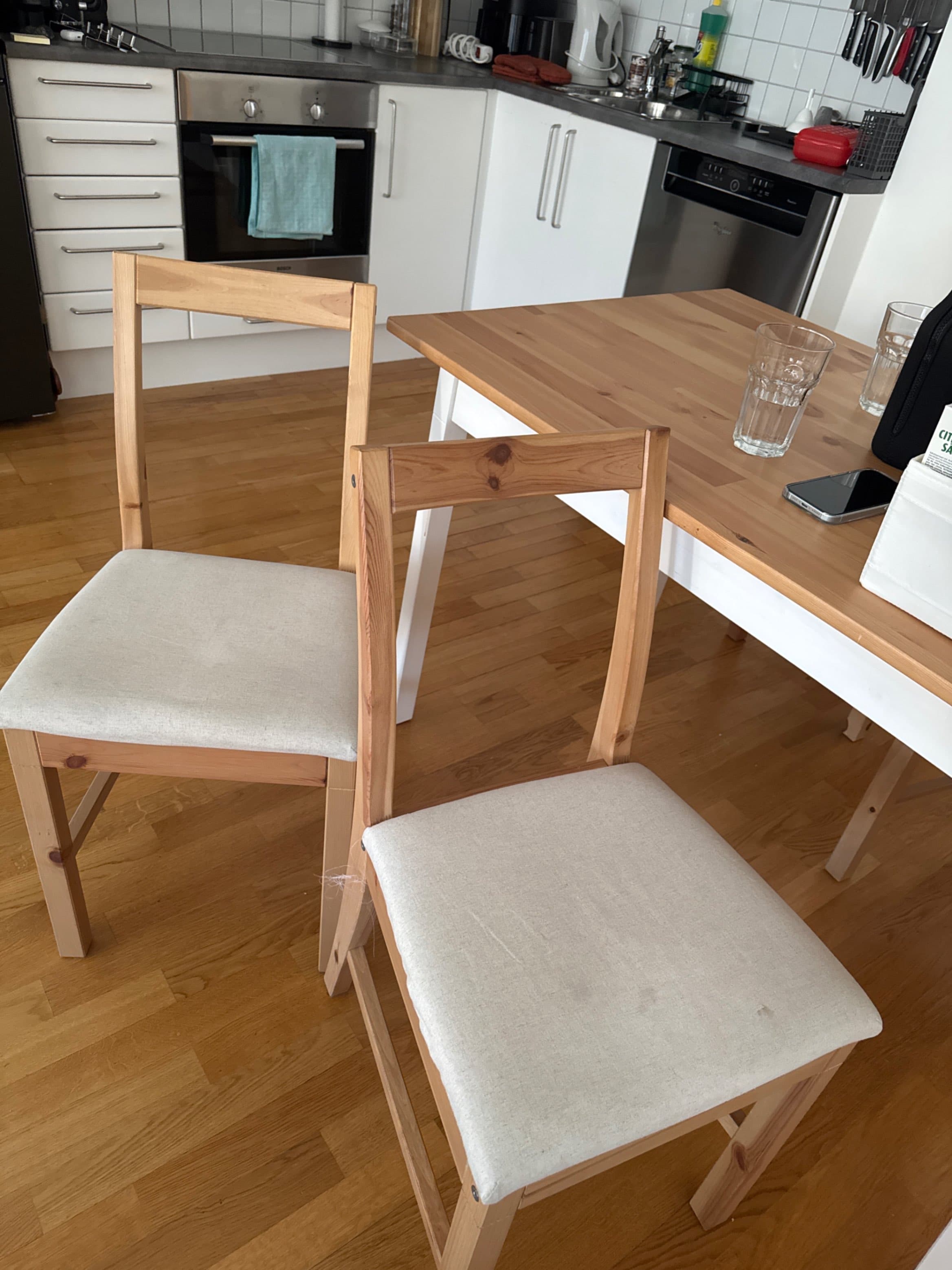 PINNTORP / PINNTORP table and 4 chairs, light brown stained white stained/Katorp light brown stained, 125 cm