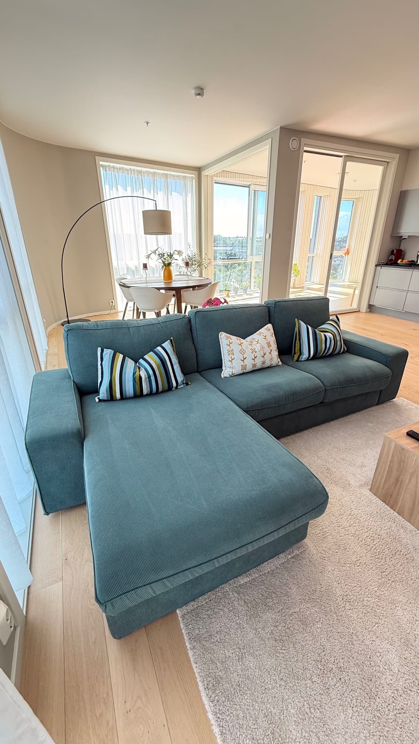 KIVIK 4-seat sofa with chaise longue, Kelinge grey-turquoise