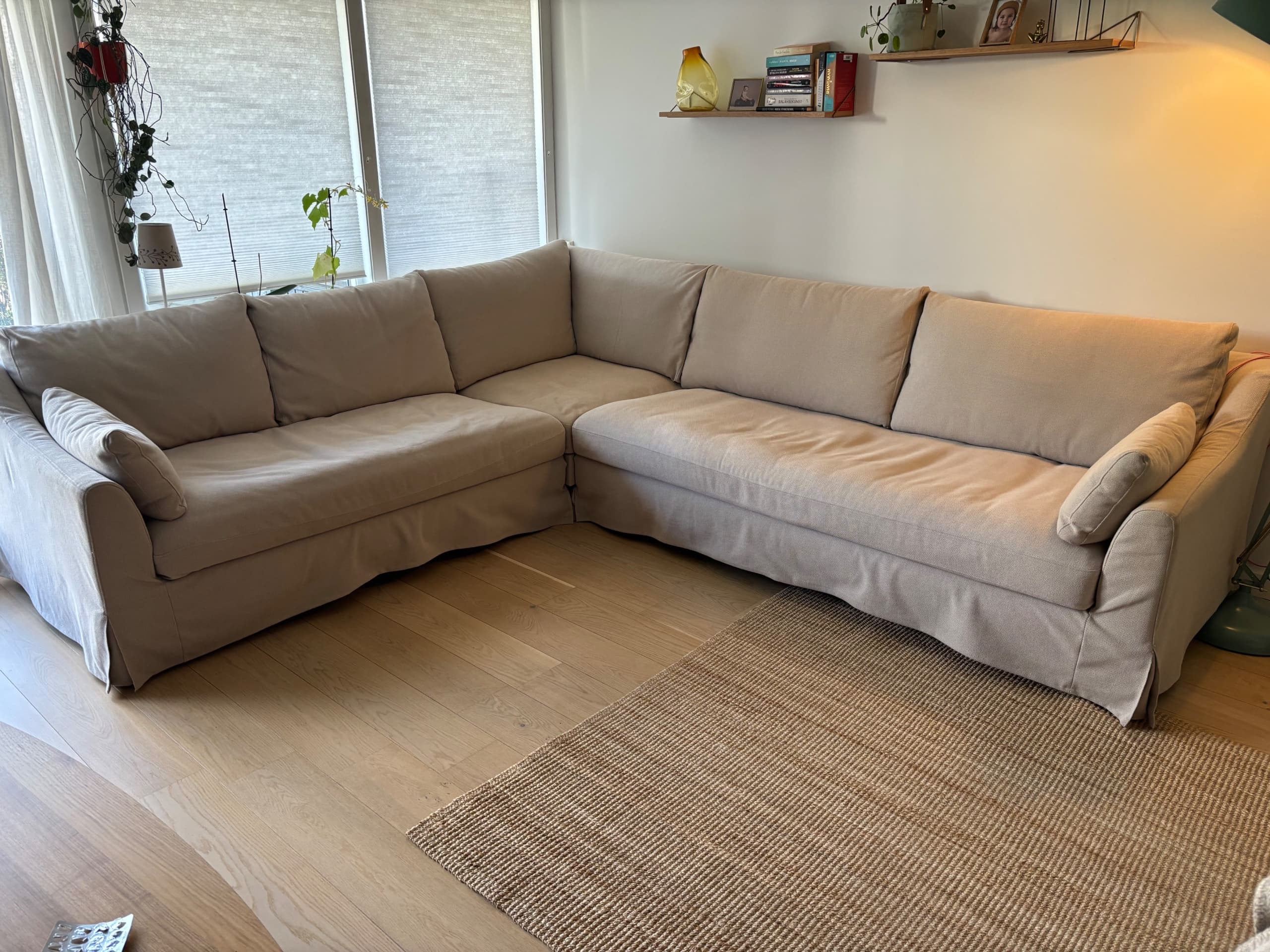 FÄRLOV SOFA TIL SALG