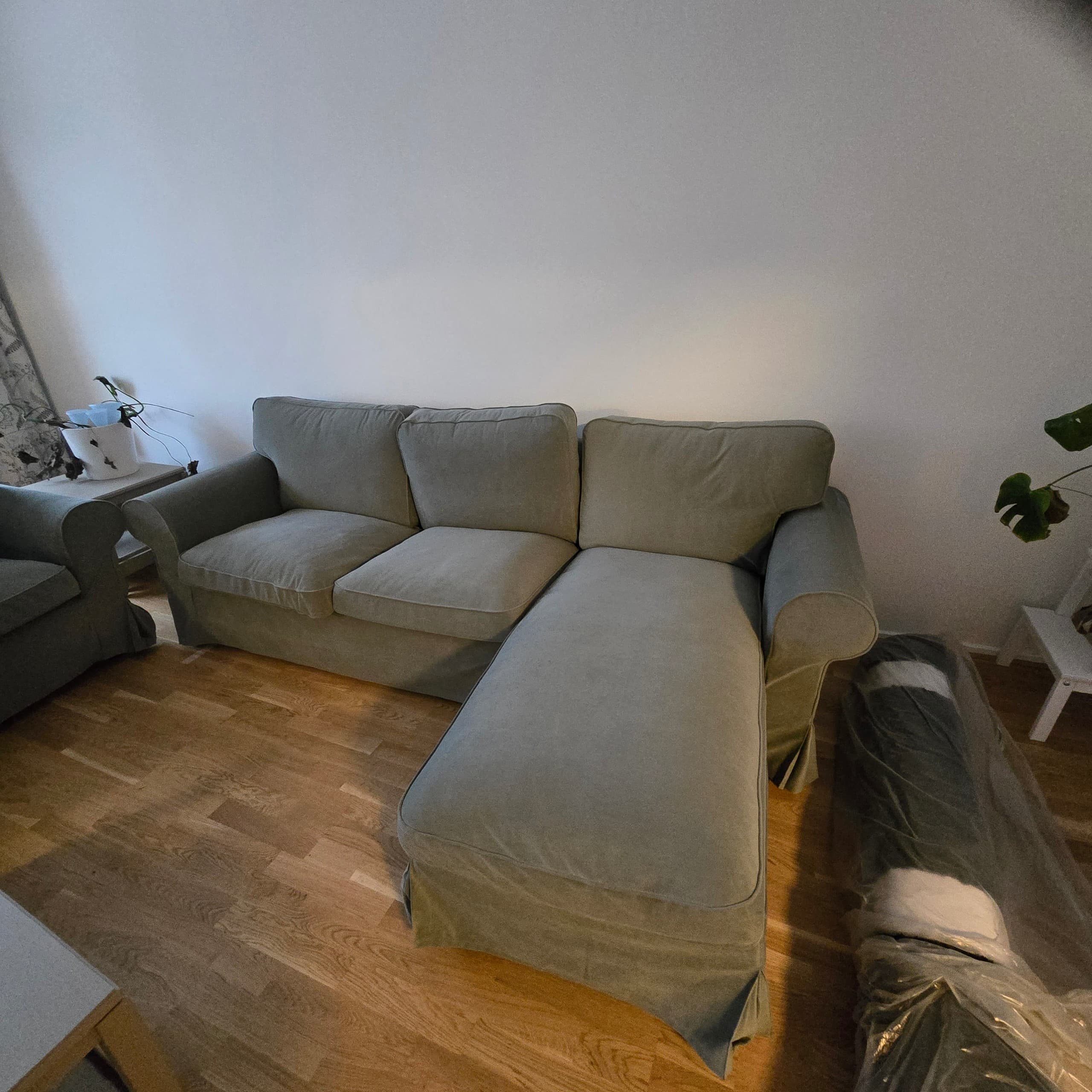 EKTORP 3-seat sofa with chaise longue, Hakebo grey-green