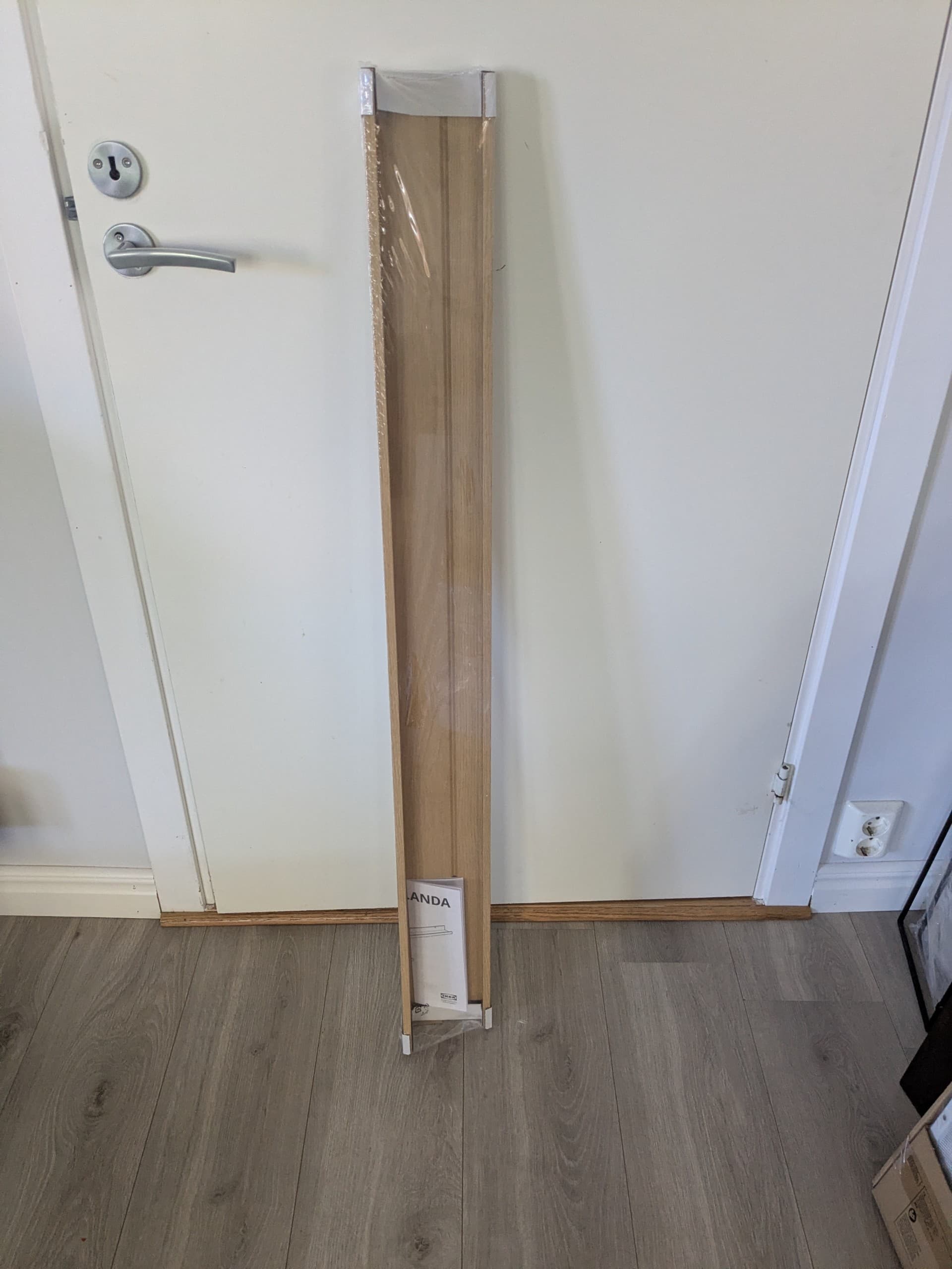 MOSSLANDA picture ledge, oak effect, 115 cm
