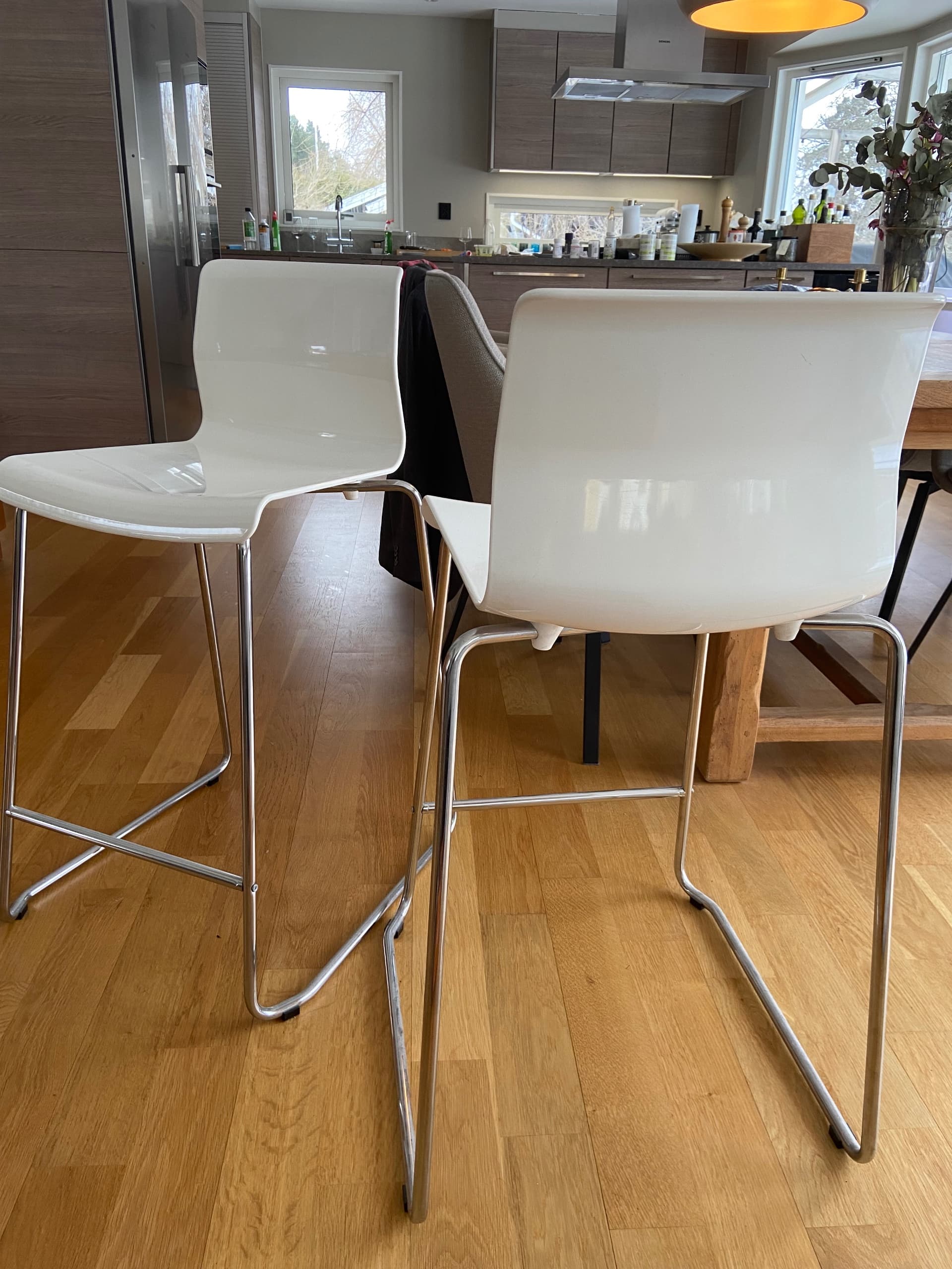 GLENN bar stool, counter height white/chrome-plated, 66 cm