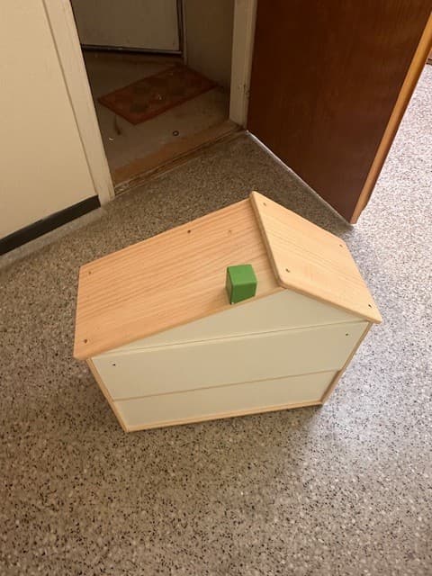 FLISAT doll’s house/wall shelf