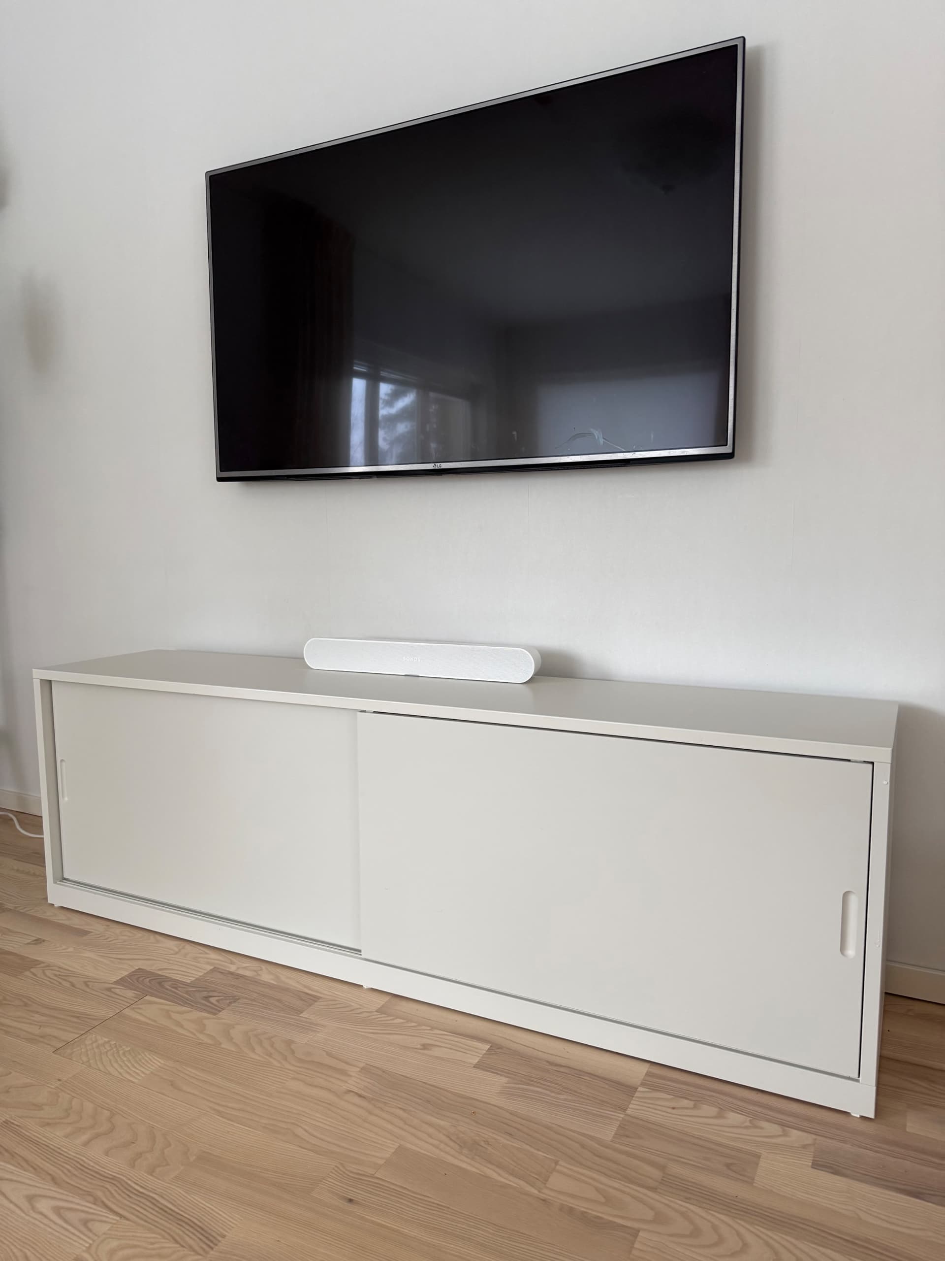 TONSTAD tv-bänk, off-white, 177x37x56 cm