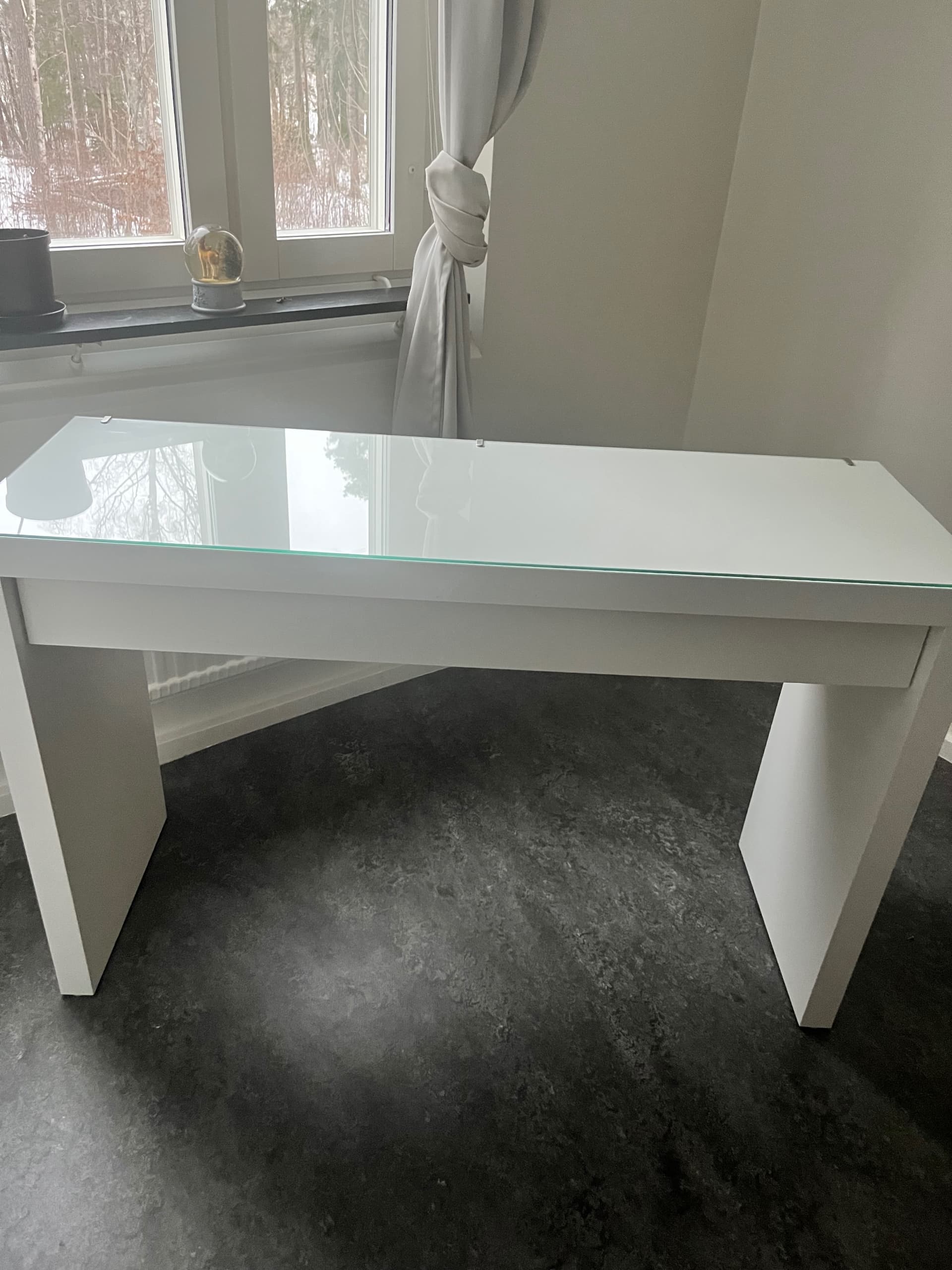 MALM dressing table, white, 120x41 cm