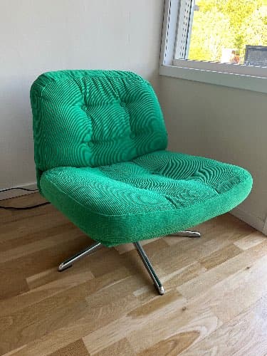 DYVLINGE swivel easy chair, Kelinge green